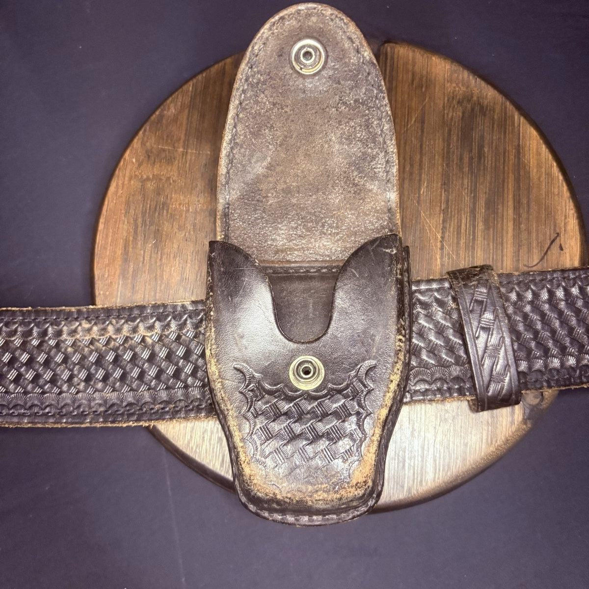 Aker Leather Duty Belt Size 36" w/Handcuff Case, Baton Ring, Radio Holster
