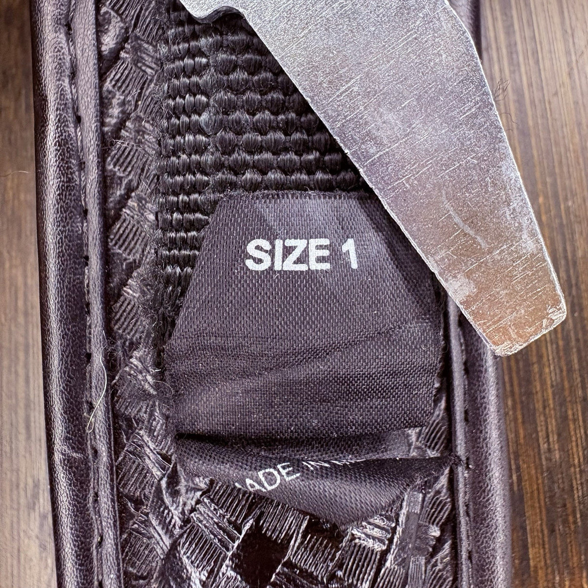 Bianchi Small Light Pouch 7911 Size 1, 7" Surefire 6P Basketweave w/ Chrome Snap