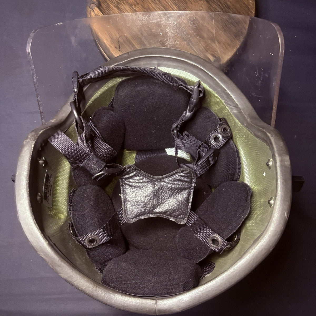 Aetco IIIA (3A) Ballistic Helmet w/ Face Shield & Extra Padding Size Large