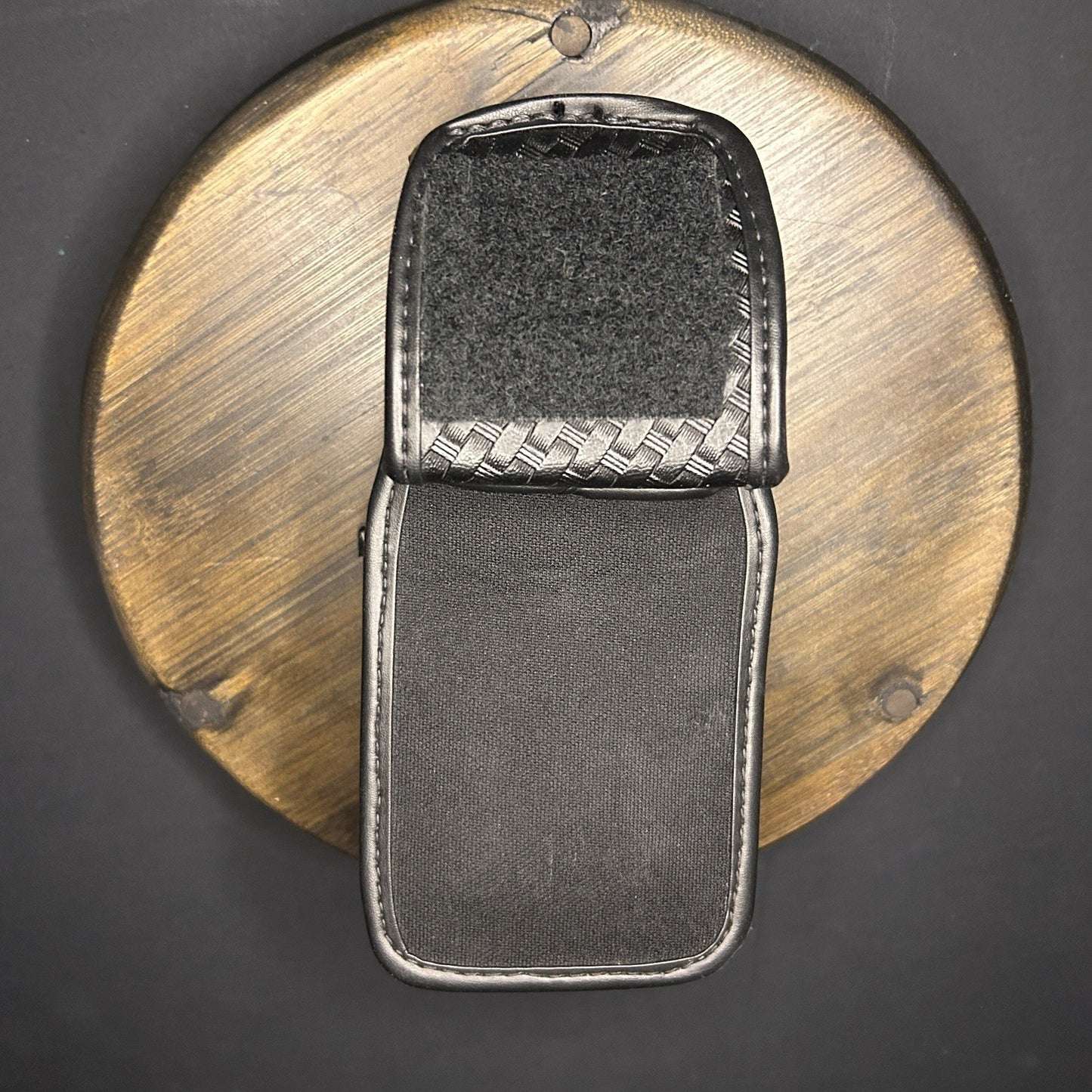 Bianchi Universal Radio Holder Swivel Back Accumold Leather (Has A Cut On Side)6