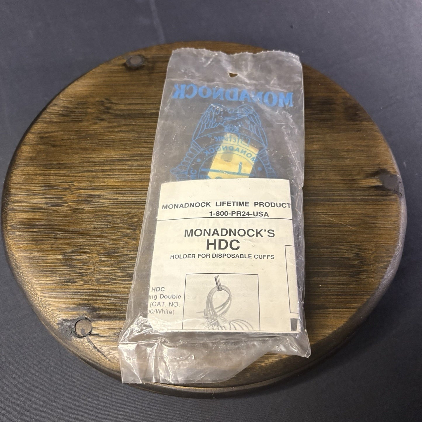 Monadnock Disposable Handcuff Holder3