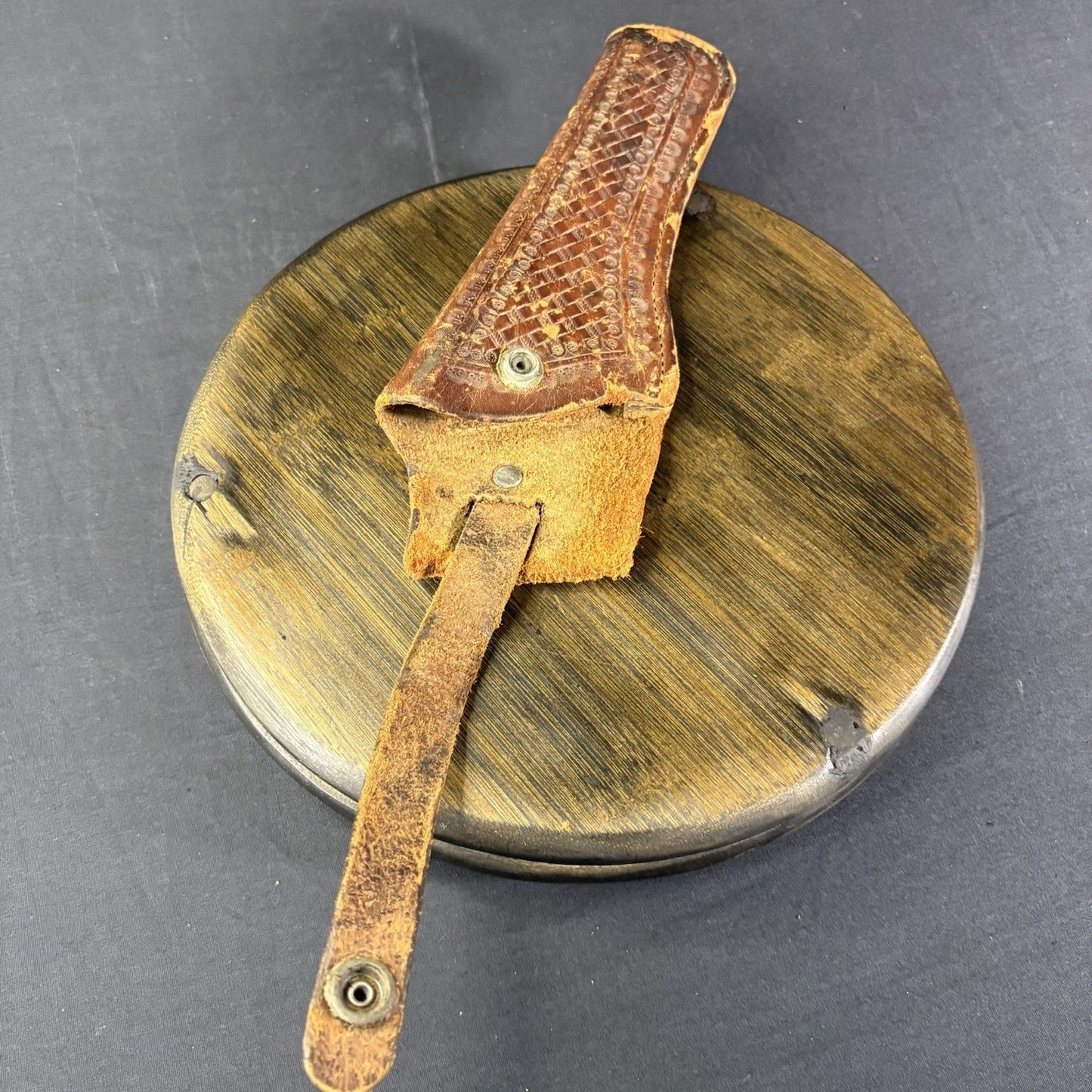 Vintage Chas. Blumel Hand Tooled Leather Revolver Holster9