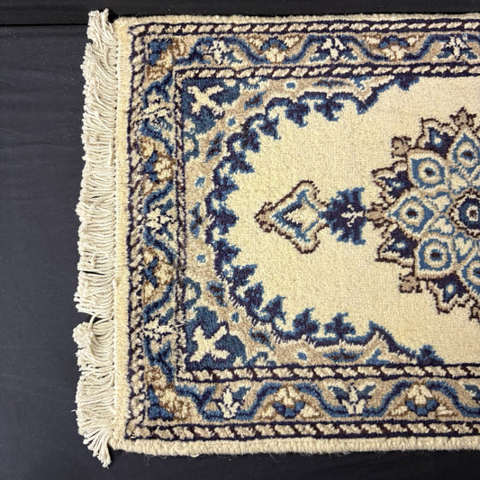 Persian Nain Rug Hand Knotted Blue Medallion 2'x1' or 24"x15" or 40cm X 60cm1