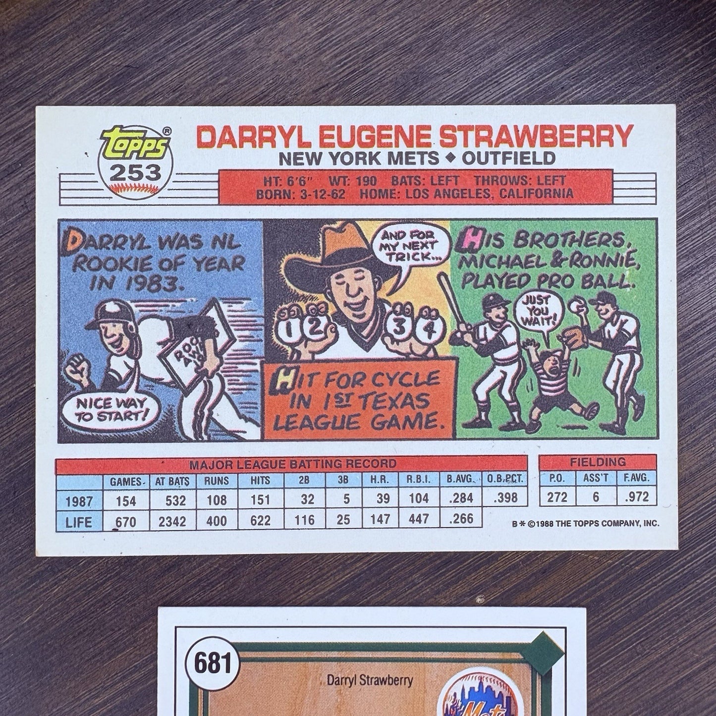 (Lot of 2) 1989 Upper Deck Darryl Strawberry #681 & Topps #253 Trading Card11