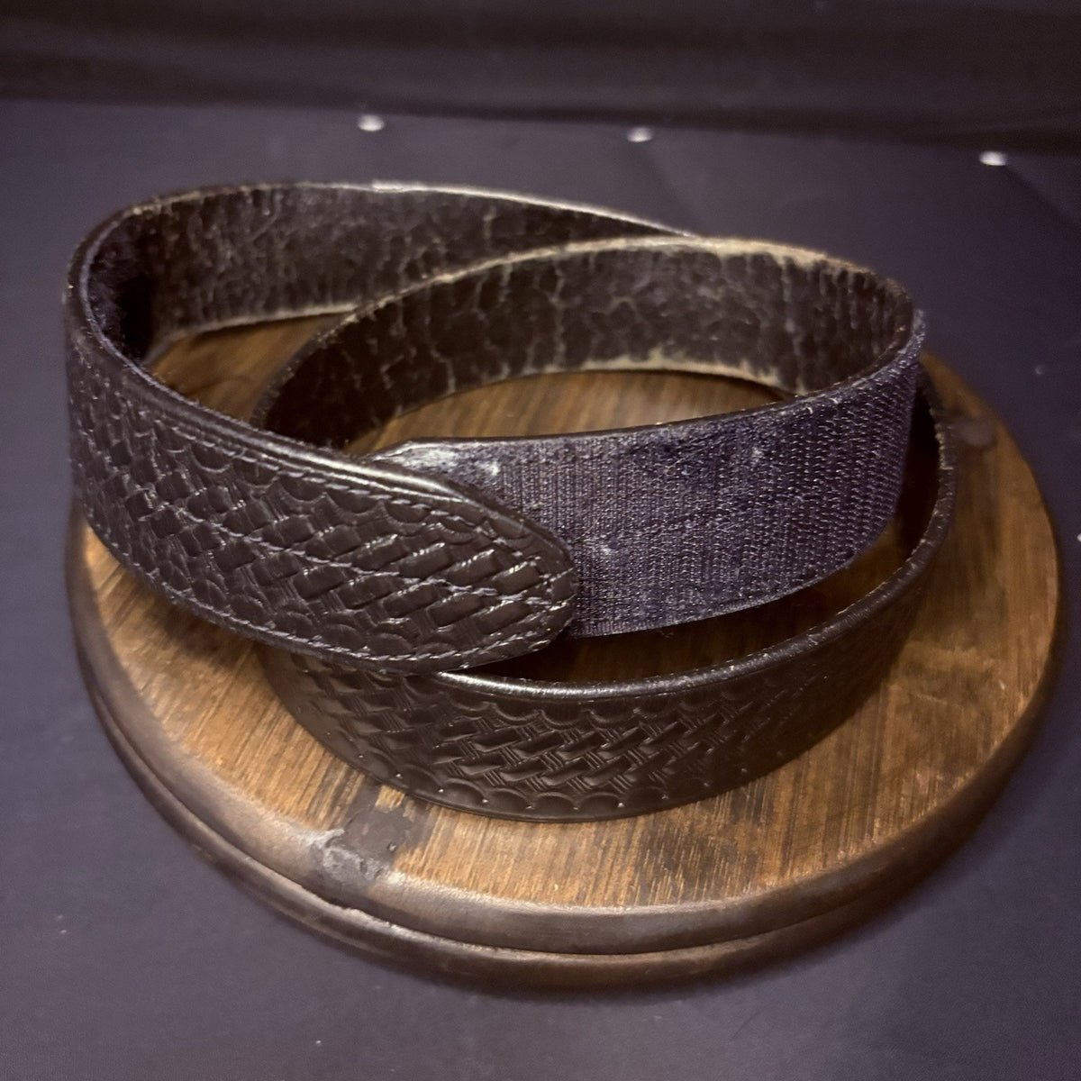 Leather Duty Belt Size 34"-36" Thin 1.5" Wide Hook & Loop Closure