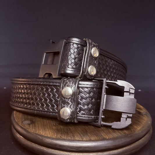 Bianchi 7950 Duty Belt Waist Size 28”-32" AccuMold Basketweave w/ 2 Belt Keepers