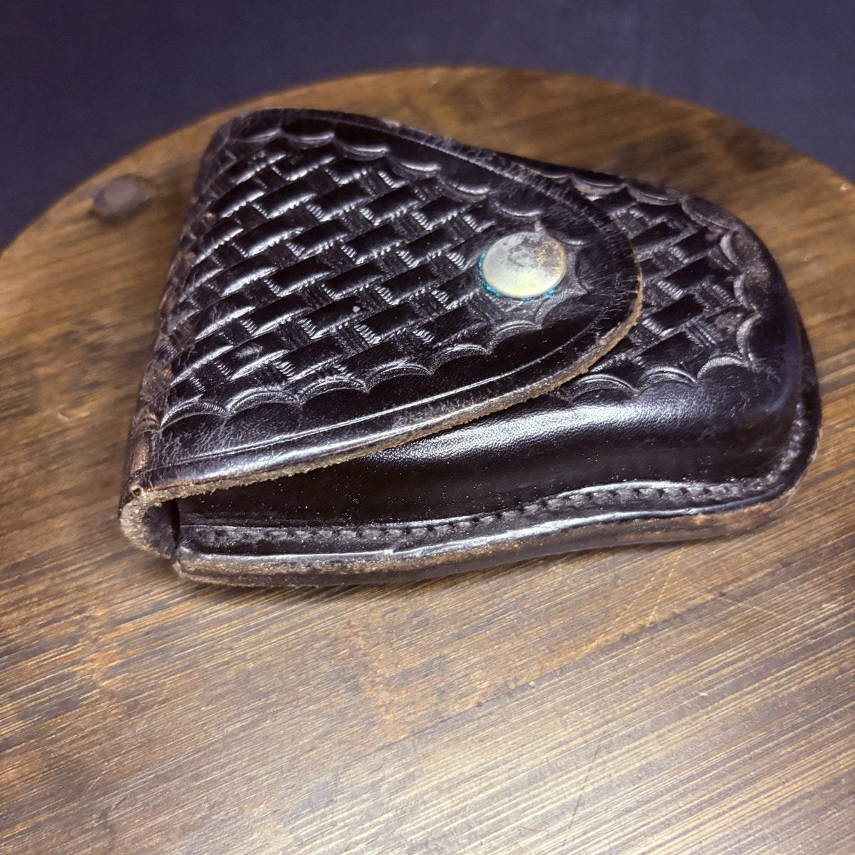 BACON Handcuff Case Black Basketweave w/ Chrome Snap Model 324 Bacon. RARE
