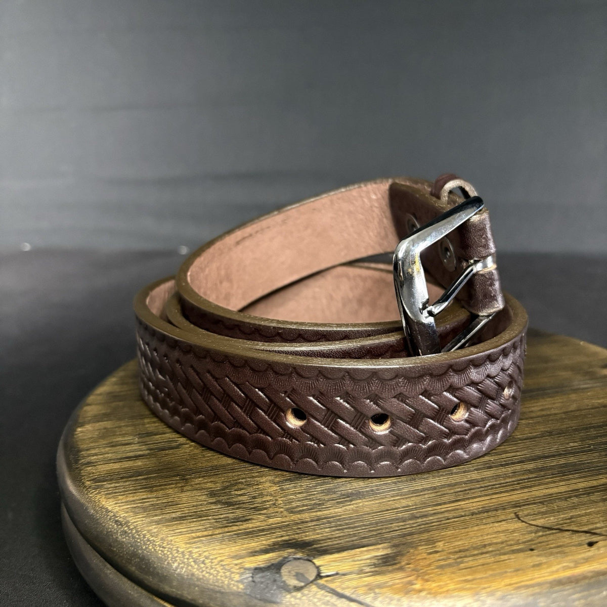 Boston Leather Off Duty Belt Size 46" Brown Basketweave Chrome Buckle 1.5”