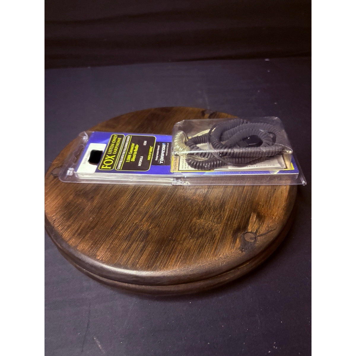 FOX CT Listen-Only Earpiece EP1089XC w/ Clear-Coiled Tube By Earphone Connection