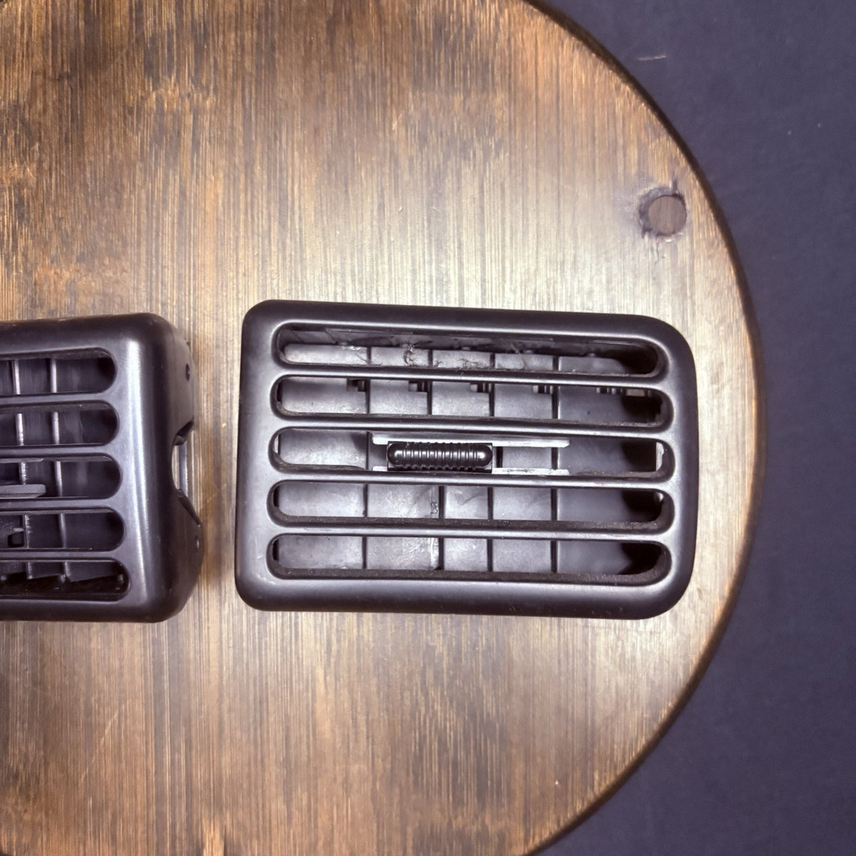 98-2001 Dodge Ram 1500 2500 3500 Dash Center Vents Black OEM (Set Of 2)