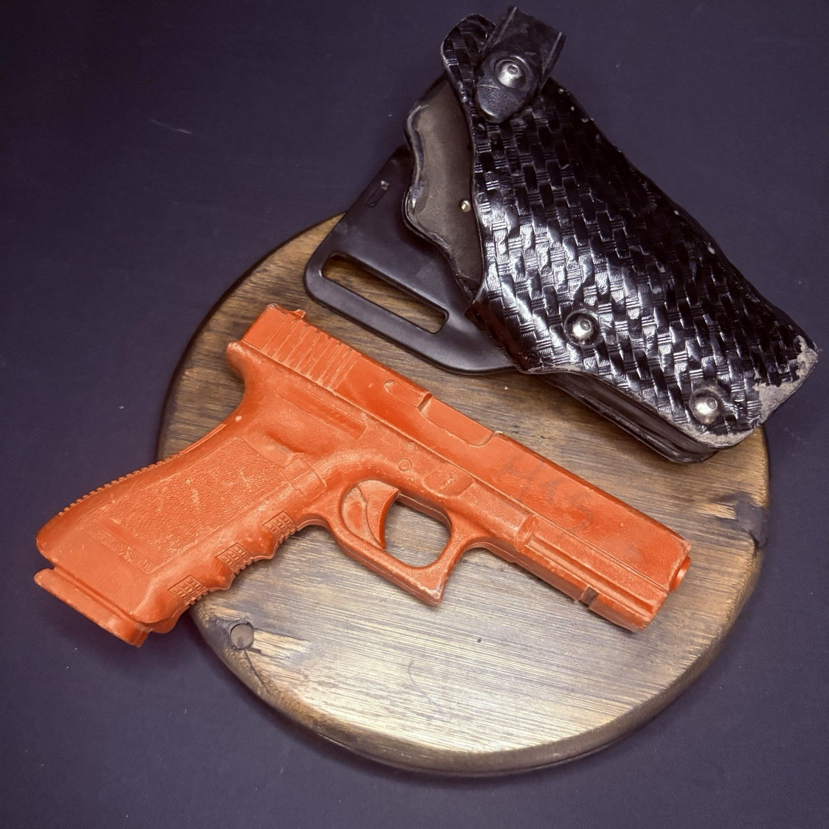Safariland Glock 17/22 Duty Holster Right Hand Basketweave