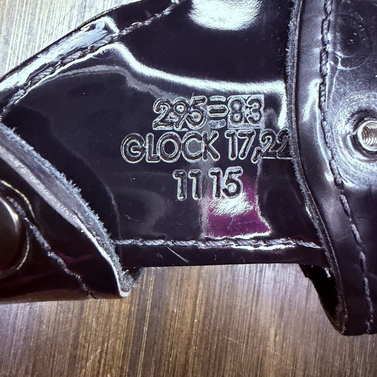 Safariland 295 Duty Holster Size Glock 17/22/31 High Gloss Leather Level II RH