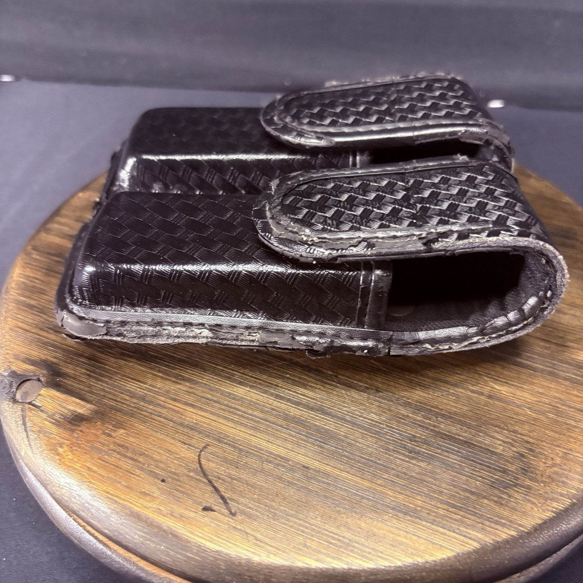 Bianchi 7902 Double Magazine Pouch 10mm/.45 Double Stack Mag Size 4 Basket Weave