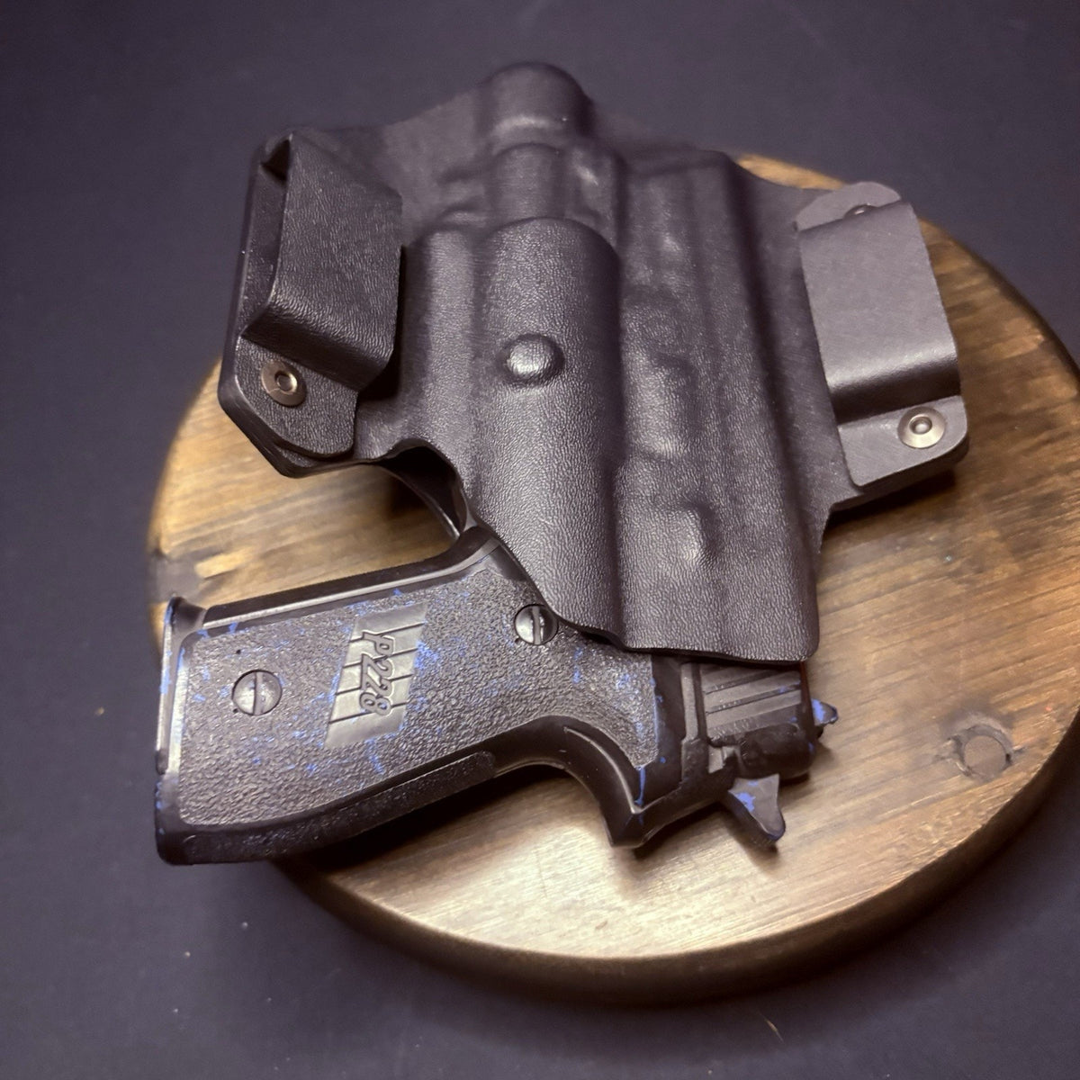 Sig Sauer P228 + Light Holster Kydex Black Double Belt Loop