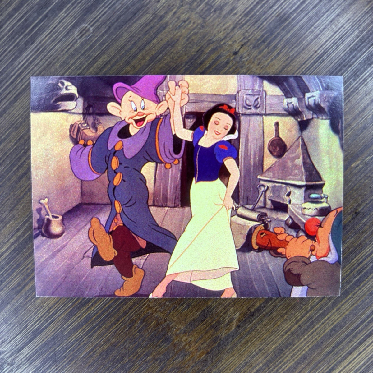 1994 Skybox Snow White Card #42 "Dopey And Snow White" High Grade Trading Card