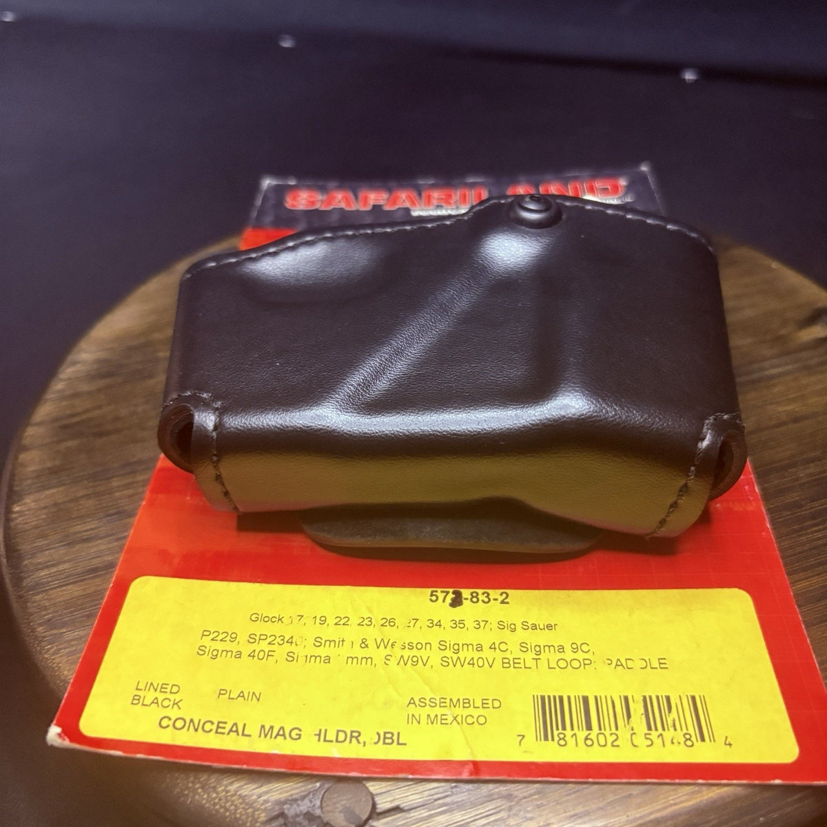 Safariland 573 GLOCK 17 / 22 Magazine & Handcuff Pouch Open Top Paddle
