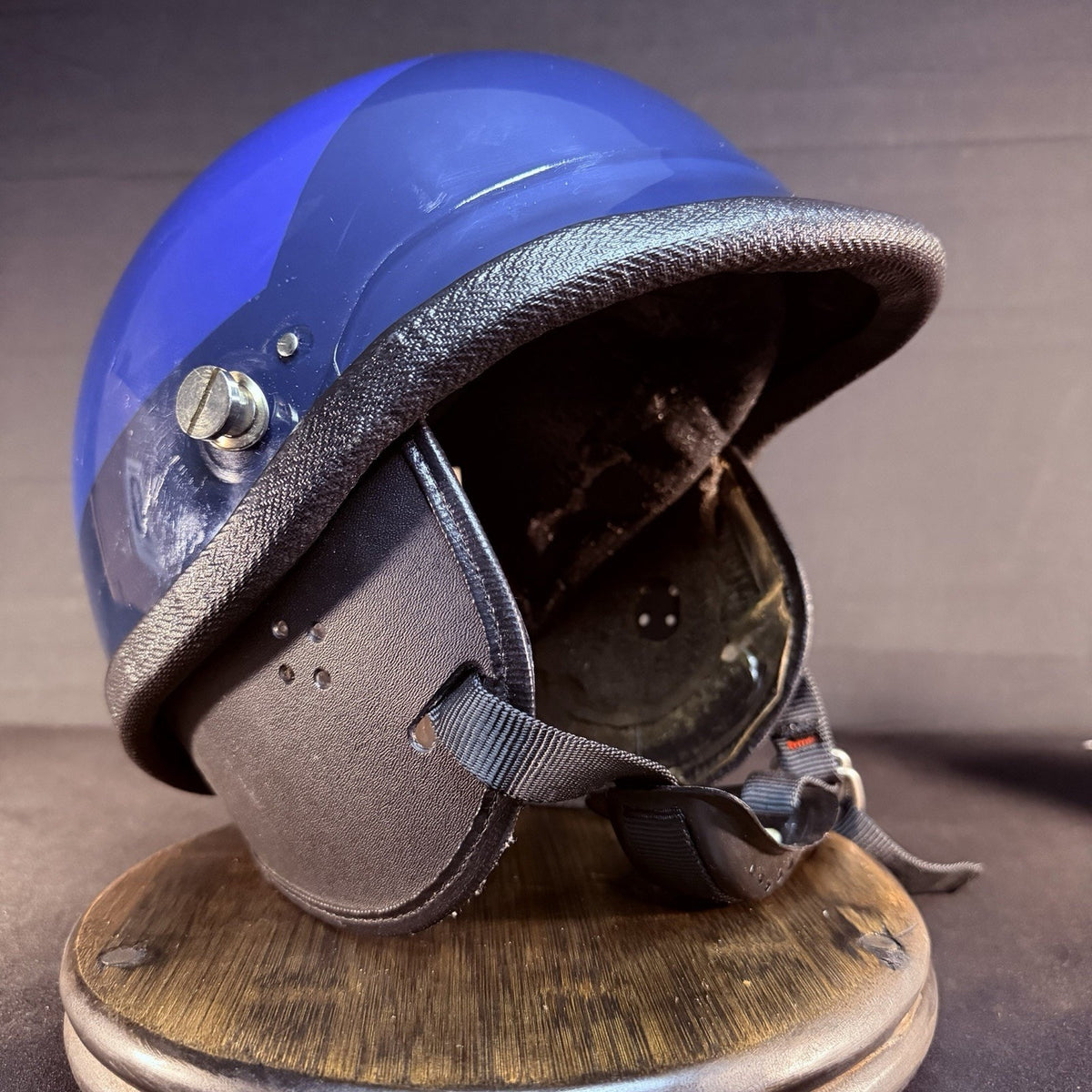 Crown Impact 906 Helmet Size Medium Model C-3 Black USA Made Display Only