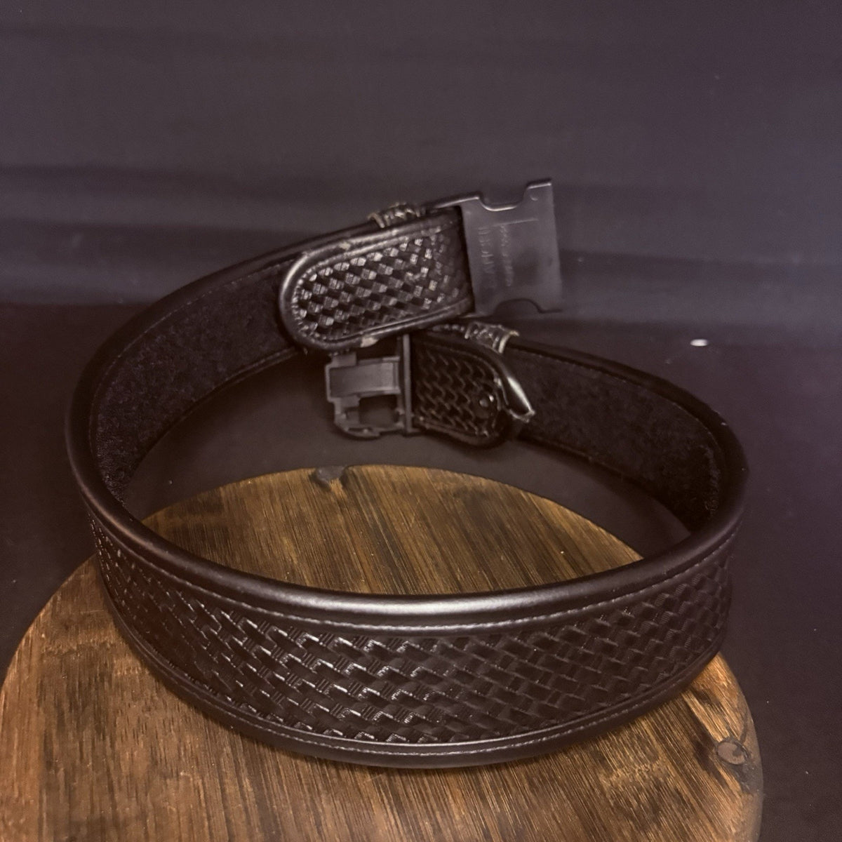 Bianchi 7950 Duty Belt Waist Size 28”-32" AccuMold Basketweave w/ 2 Belt Keepers