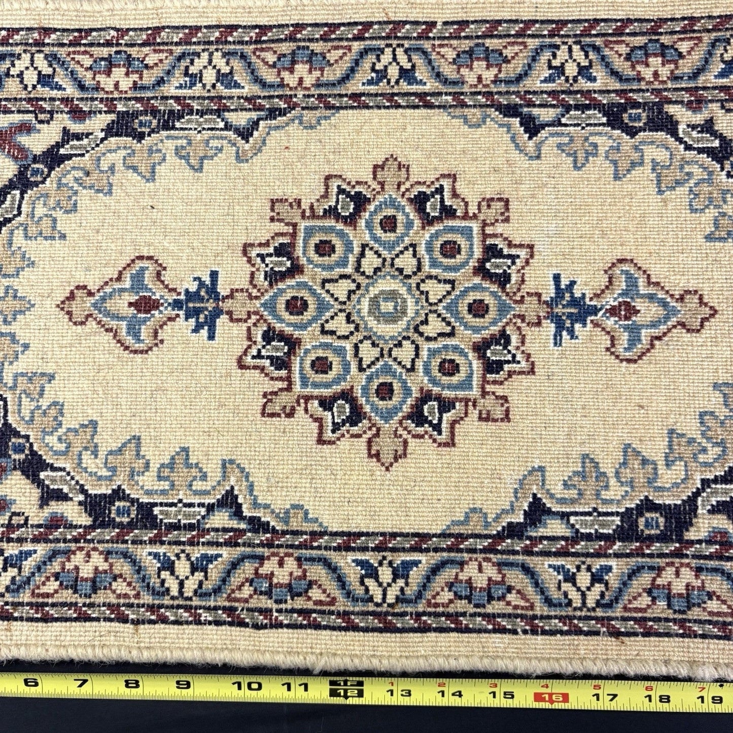 Persian Nain Rug Hand Knotted Blue Medallion 2'x1' or 24"x15" or 40cm X 60cm