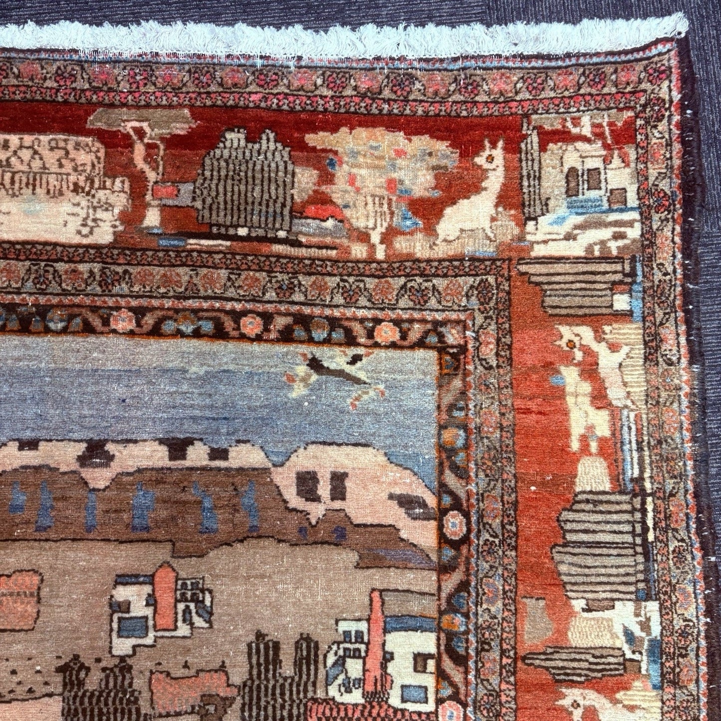 Antique Persian Hand Knotted Pictorial Rug 9'x5' 1940s Kashann Rug