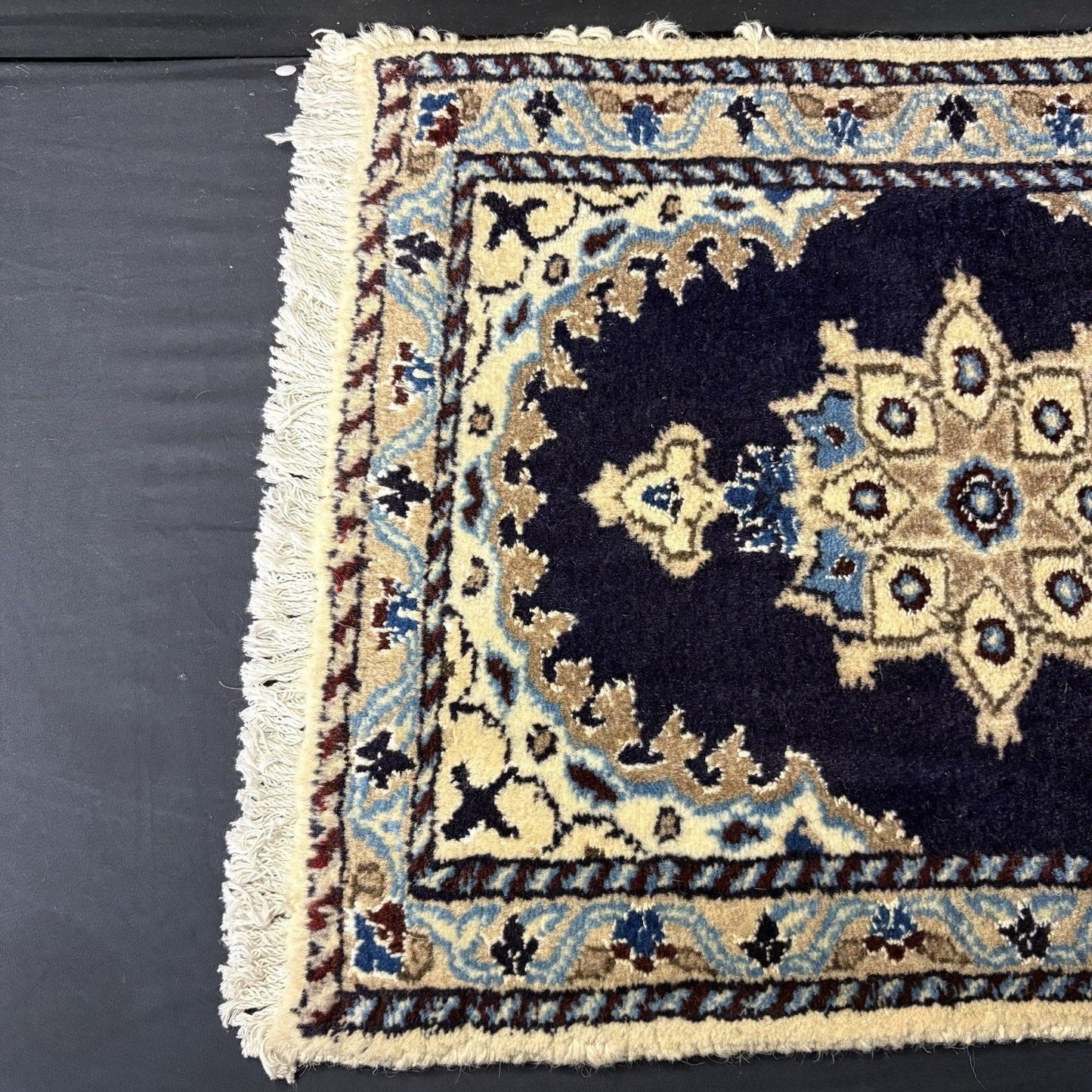 Persian Rug Hand Knotted Blue Medallion 2'x1' or 22"x16" or 40cm X 60cm