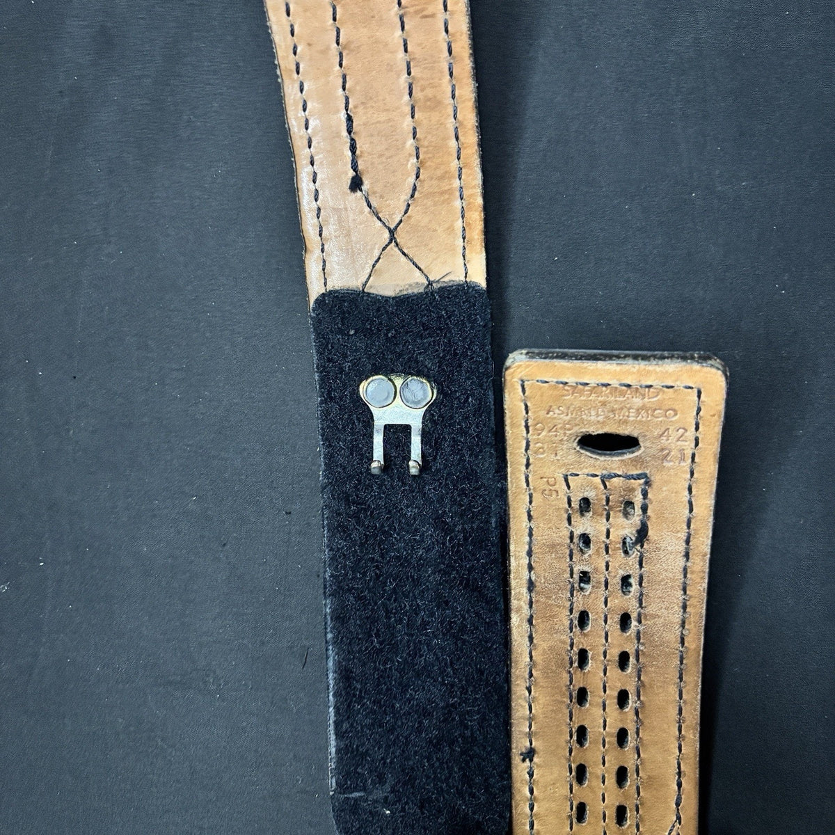 Safariland 94P Duty Belt Size 42" Hook & Loop Hi Gloss Black Leather 2.25"