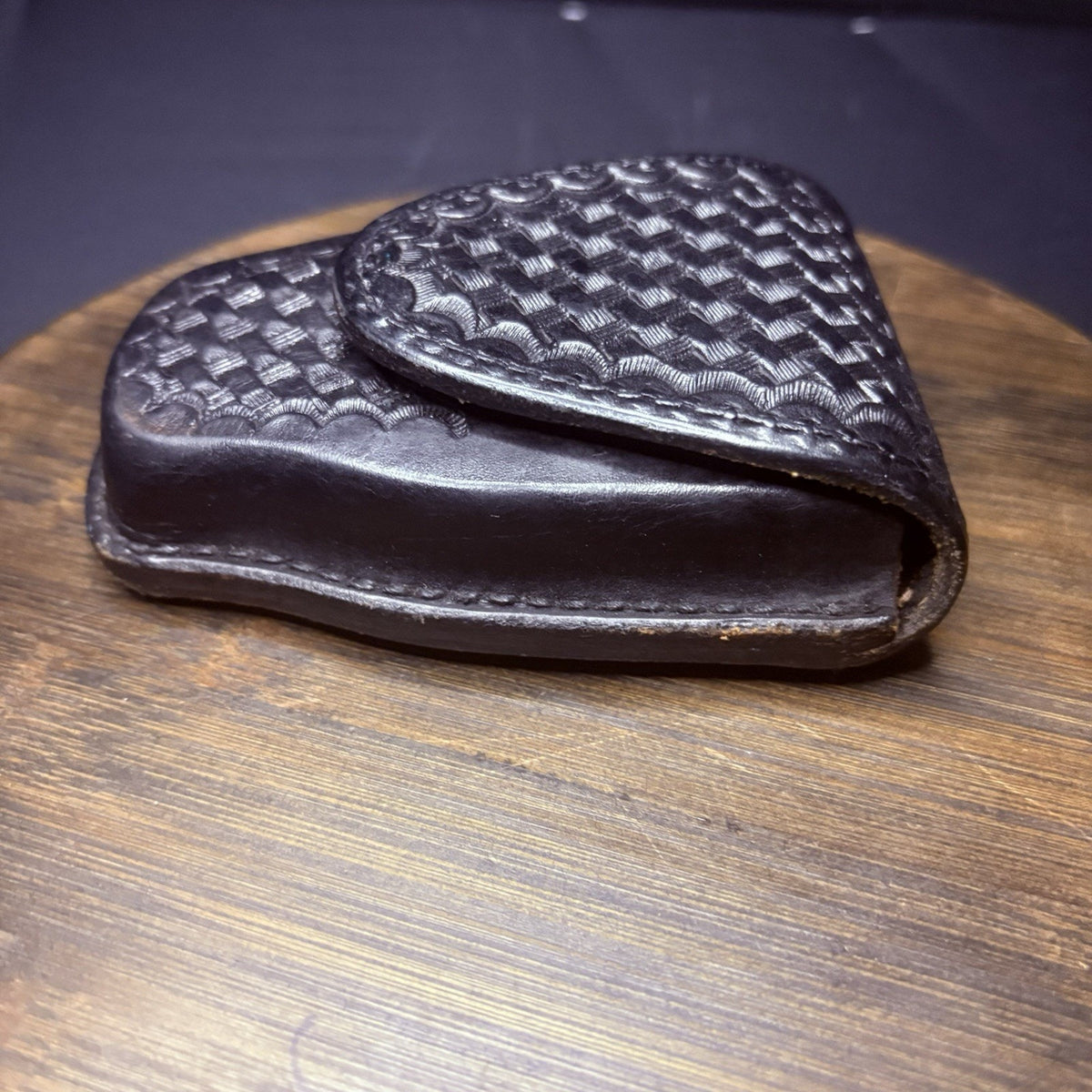 Tex Shoemaker Handcuff Case (204) Black Basket Leather Hidden Snap Chain/Hinge