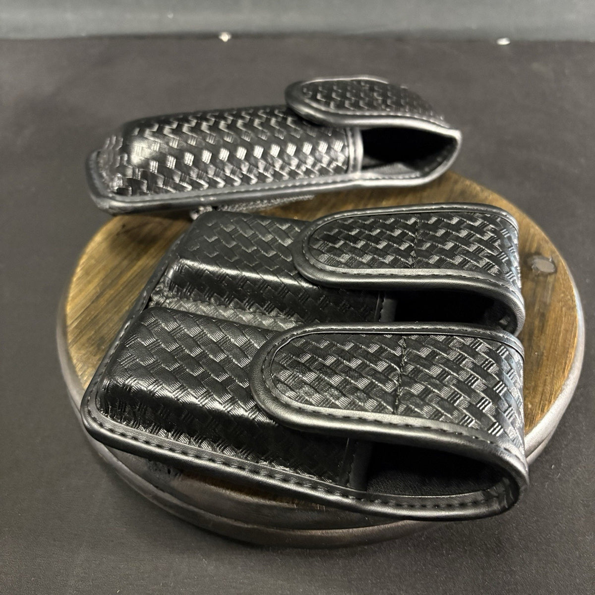 Bianchi Magazine Carrier Size .45/10mm And Flashlight Pouch Basketweave Accumold