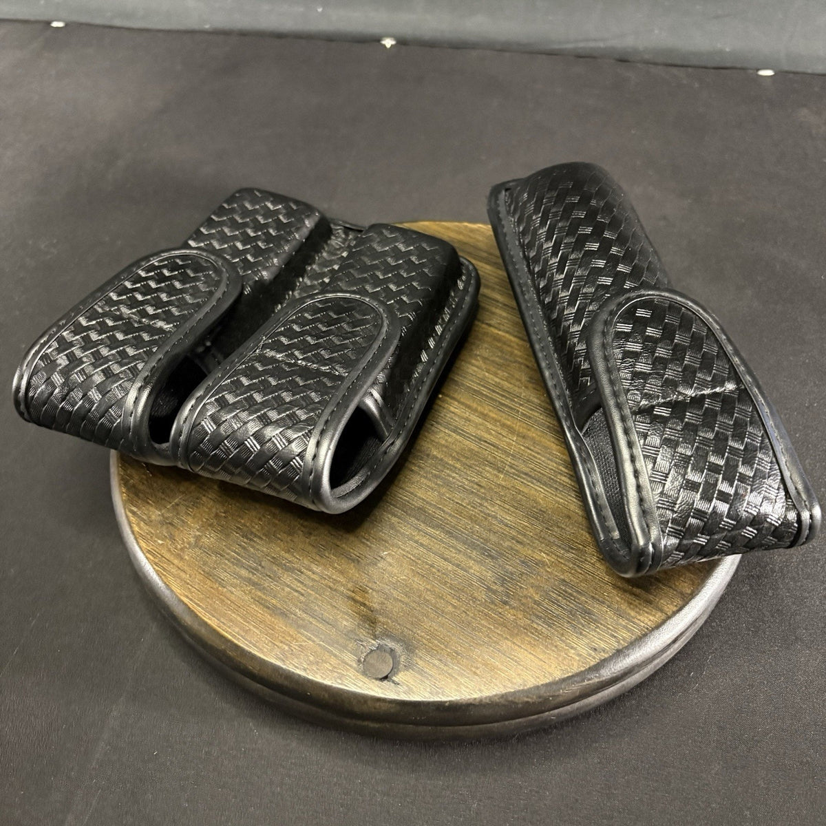 Bianchi Magazine Carrier Size .45/10mm And Flashlight Pouch Basketweave Accumold