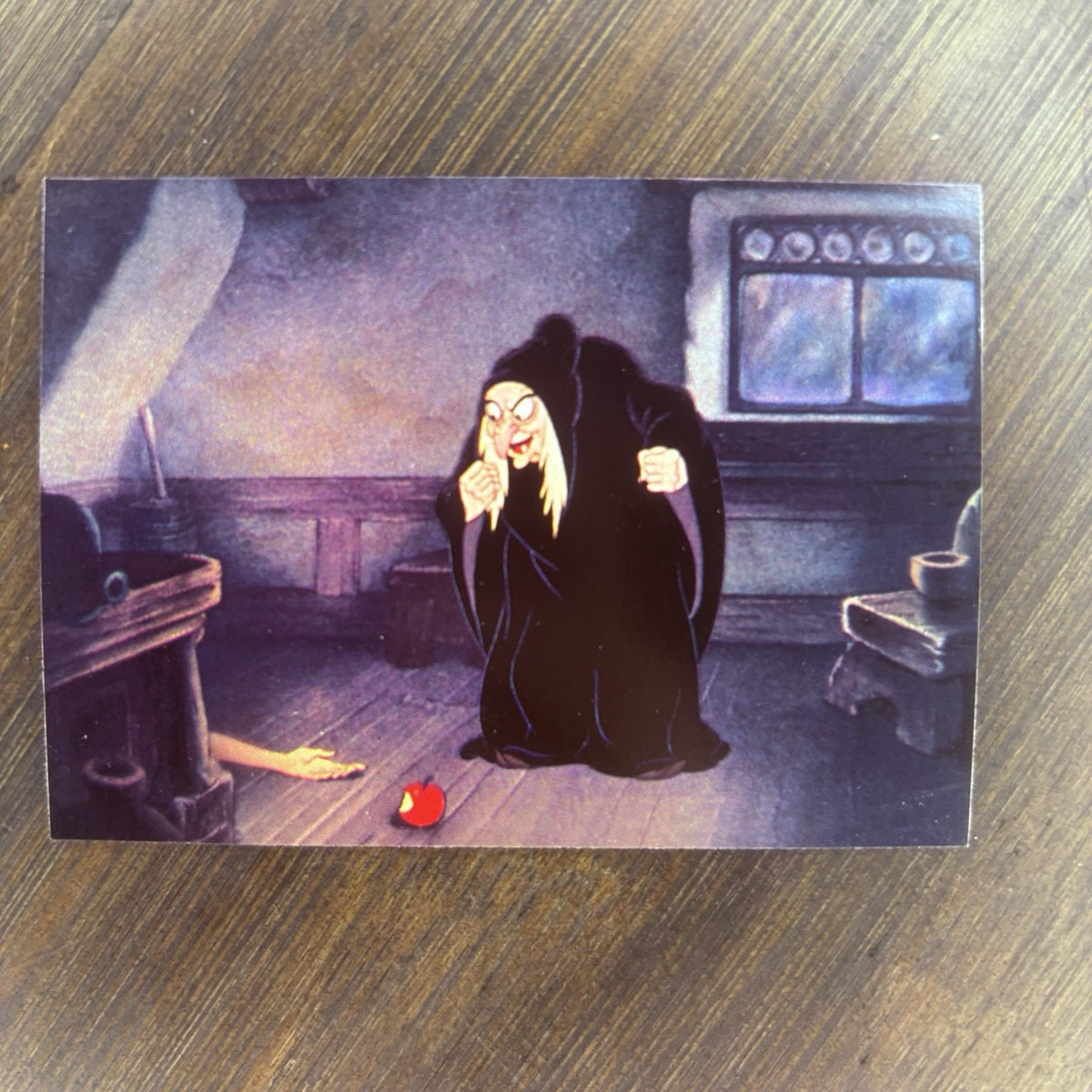 1994 SkyBox Snow White #51 "The Princess Falls" High Grade Trading Card