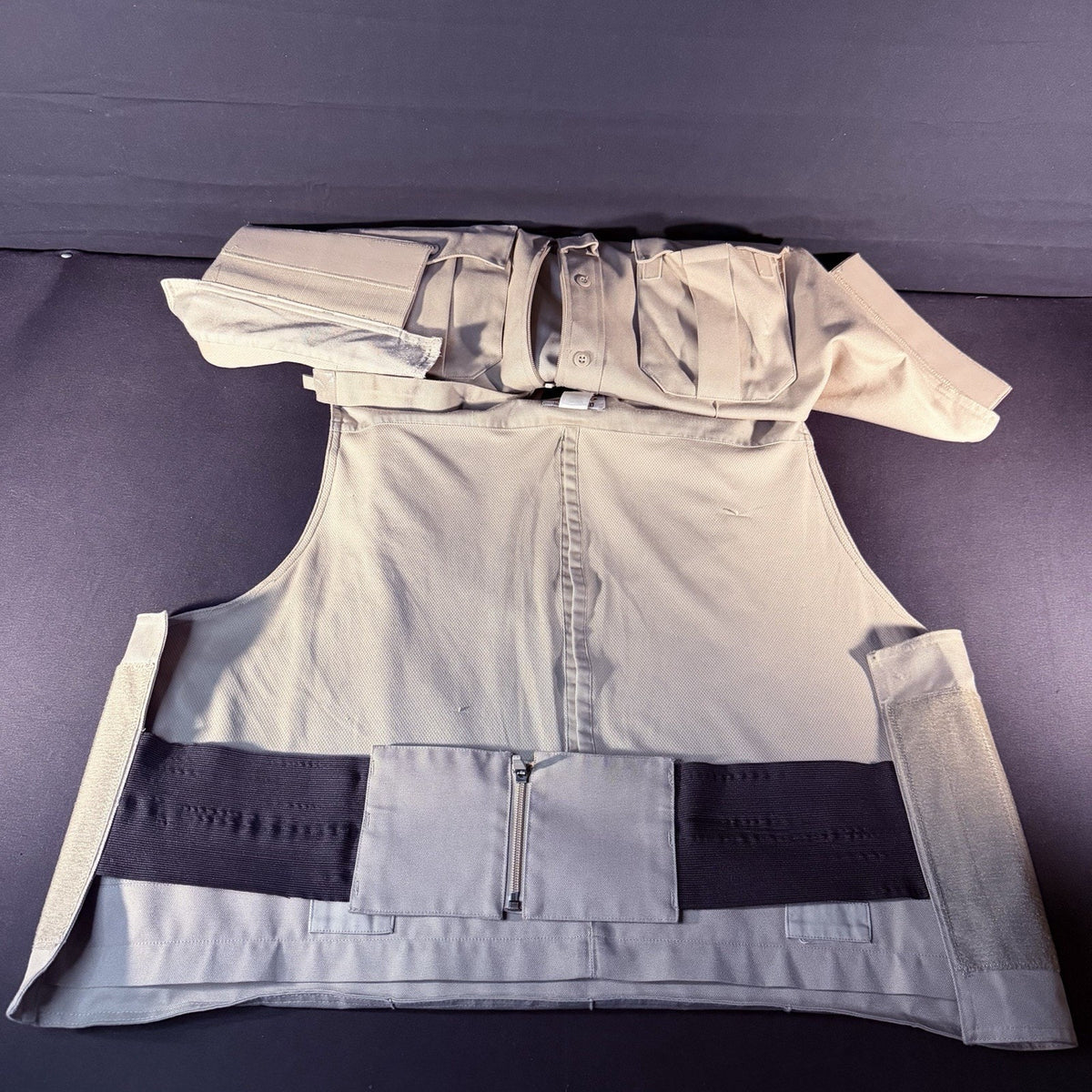 Elbeco Tactical Carrier Size XXXL 3XL Tan Body Shield w/Magazine & Radio Pouches