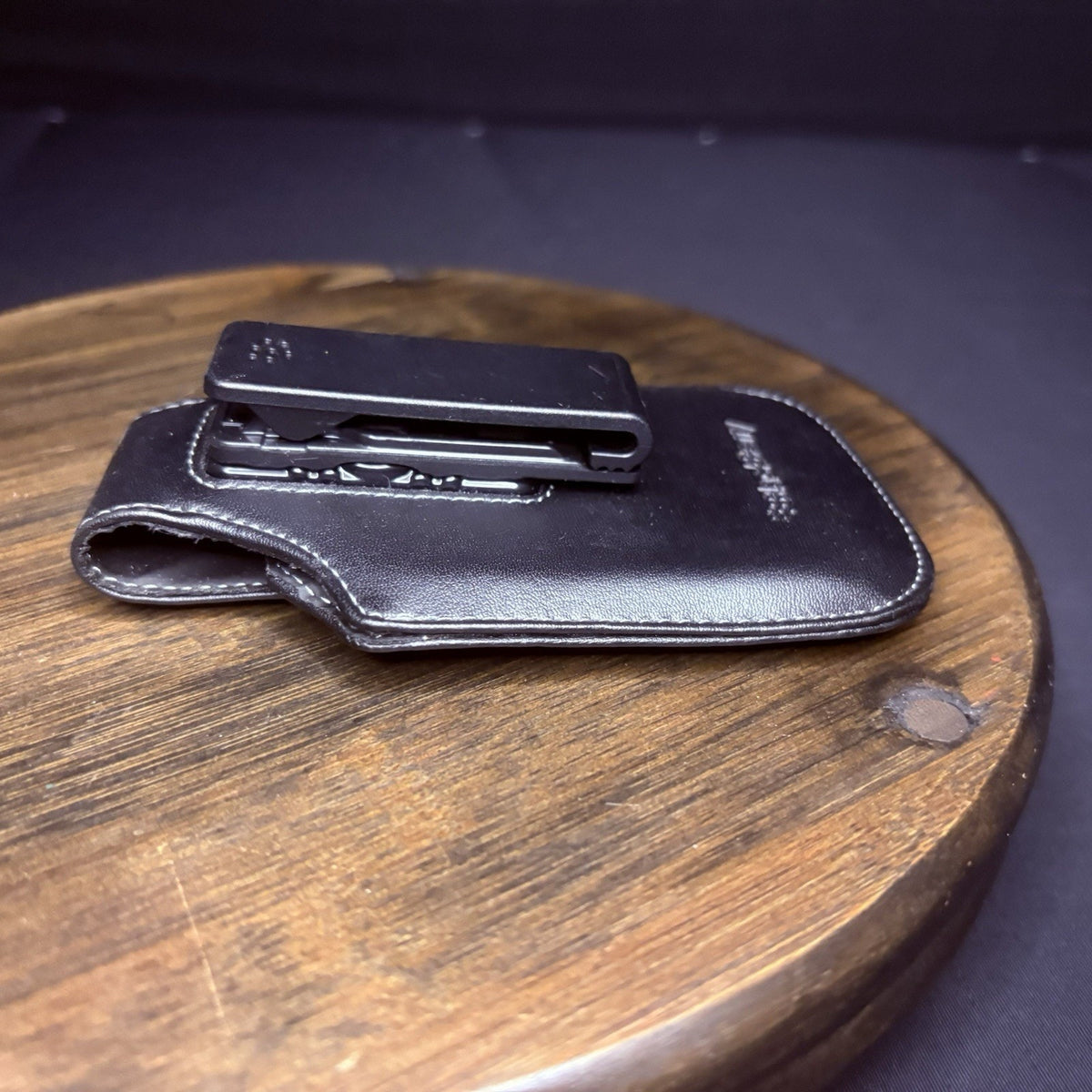 Blackberry Leather Phone Case with Swivel Belt Clip and Magnetic Closure Flap