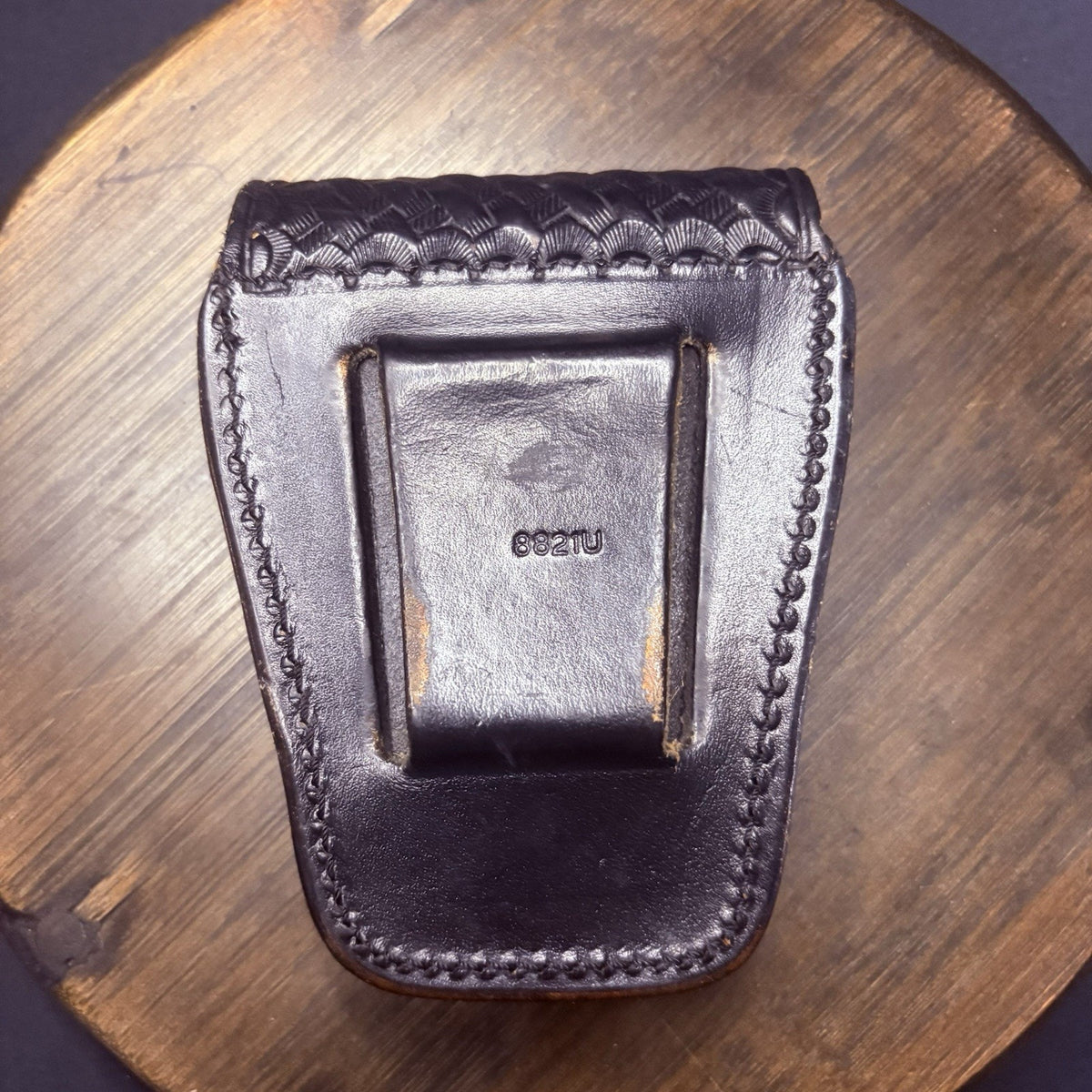 Dutyman Handcuff Case 8821U Basketweave Leather Chrome Snap