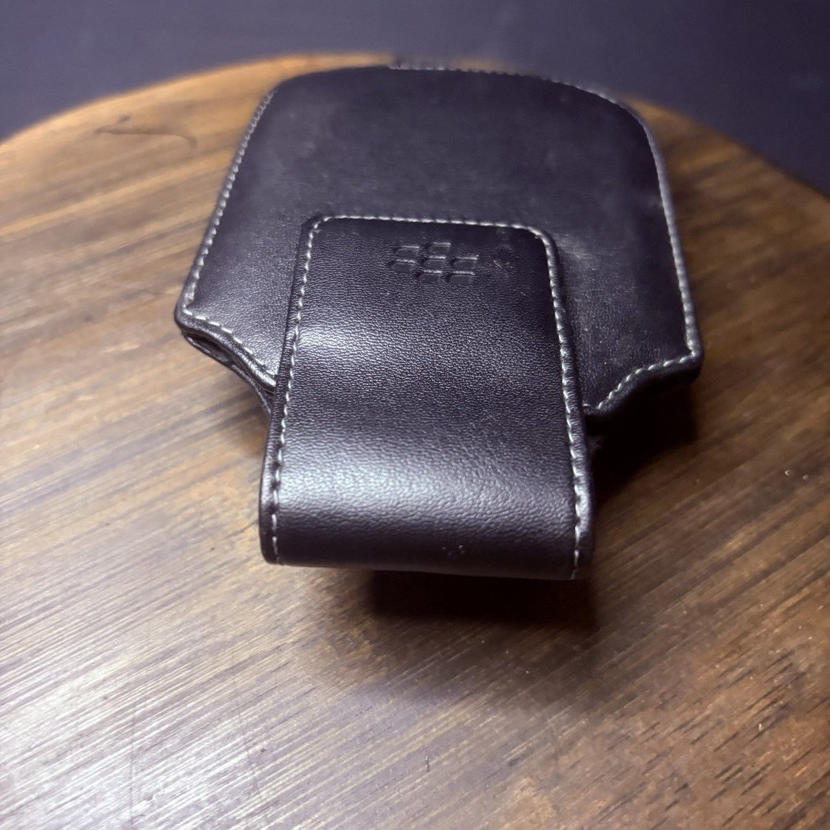 Blackberry Leather Phone Case with Swivel Belt Clip and Magnetic Closure Flap