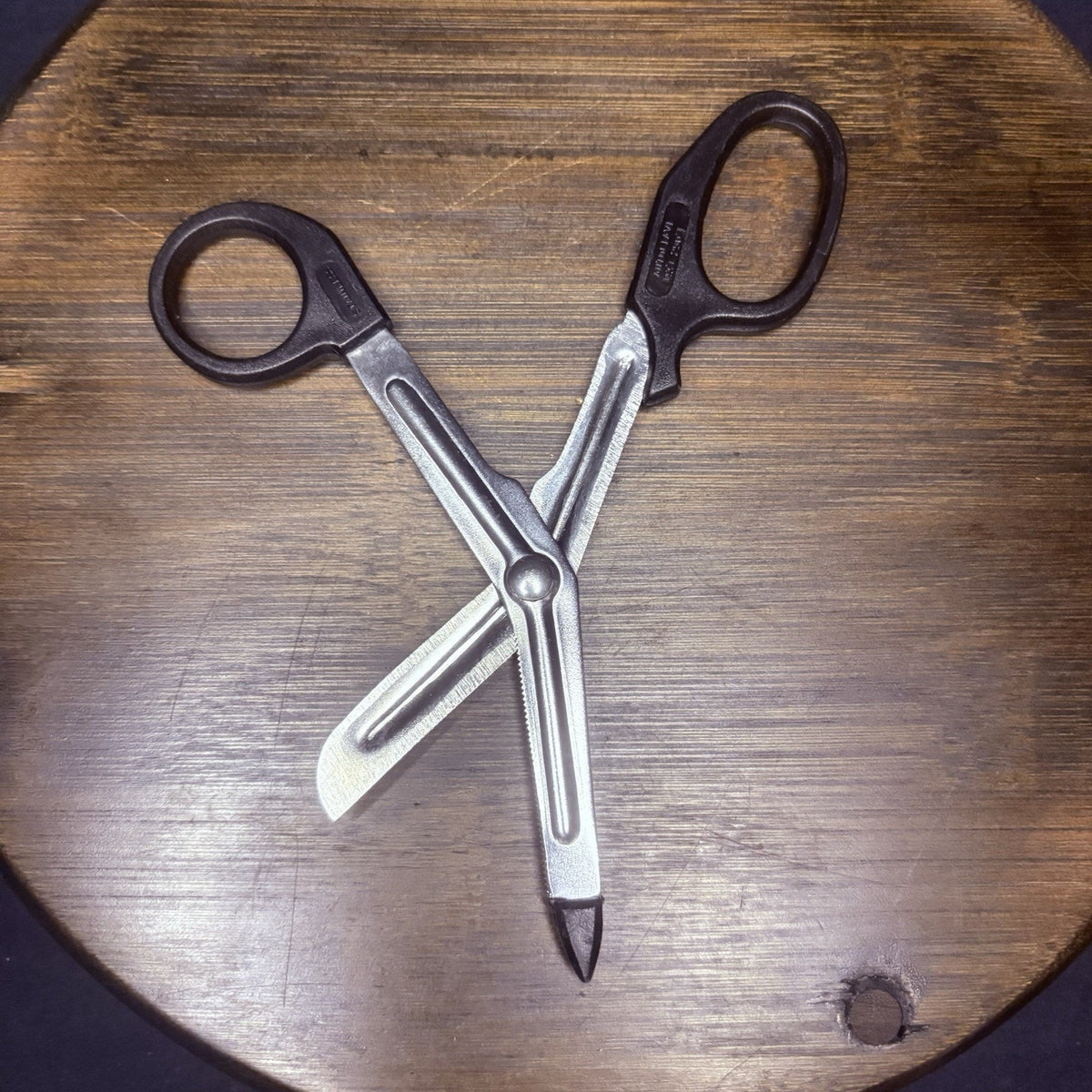 Trauma Shears 5.5" Stainless EMT Scissors w/Rubber Safety Tip Pack Of 4