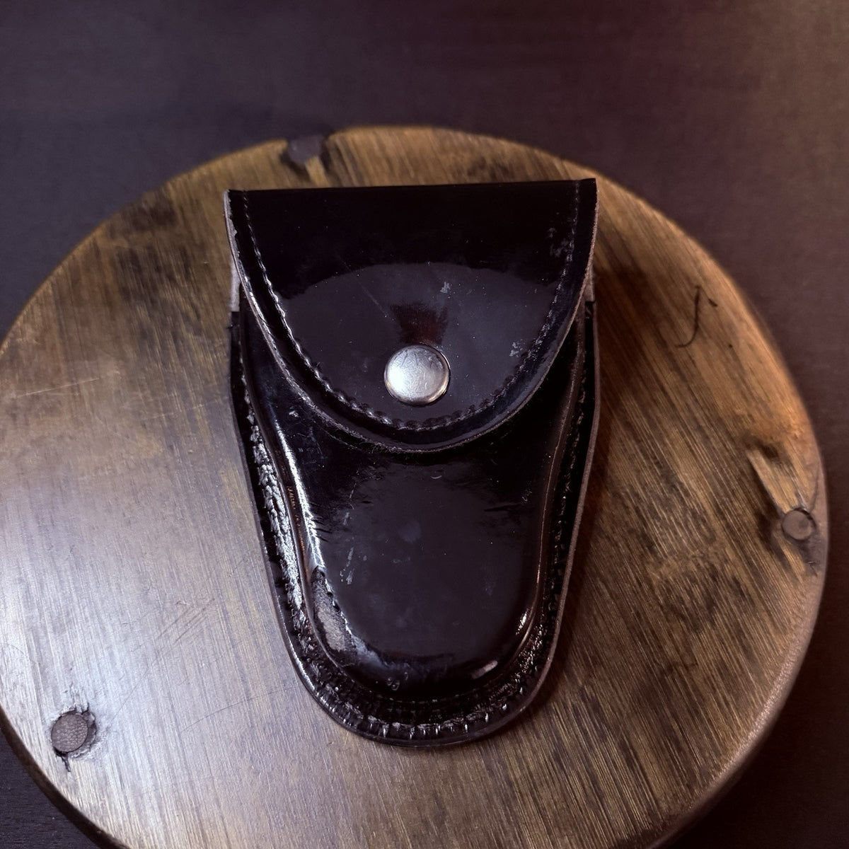 Gould & Goodrich Handuff Case Black High Gloss Leather Nickle Snap H71