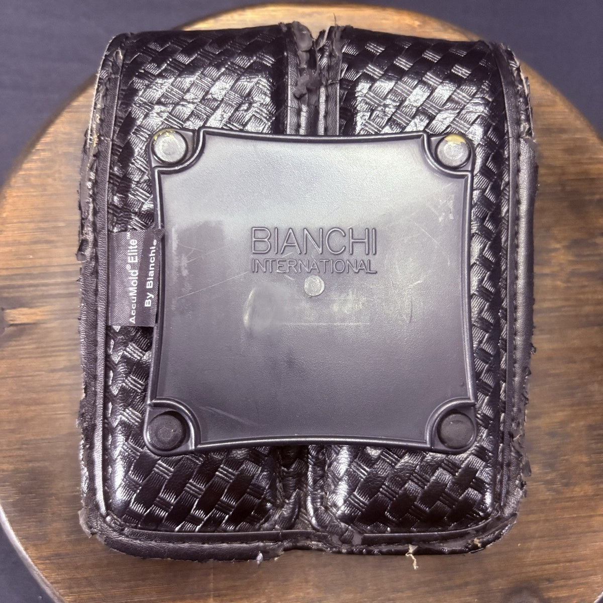 Bianchi 7902 Double Magazine Pouch 10mm/.45 Double Stack Mag Size 4 Basket Weave