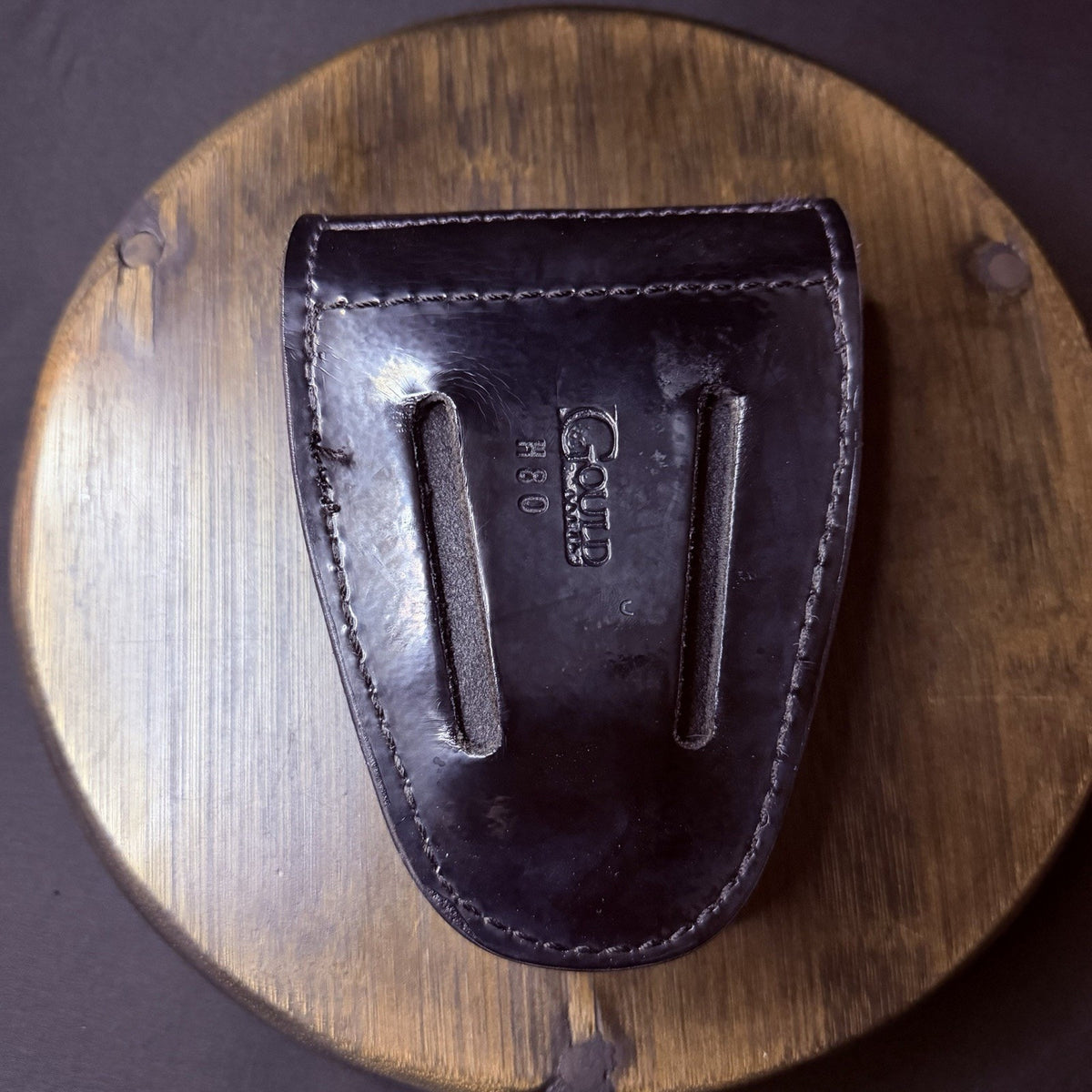 Gould & Goodrich Handuff Case Black High Gloss Leather Nickle Snap H80