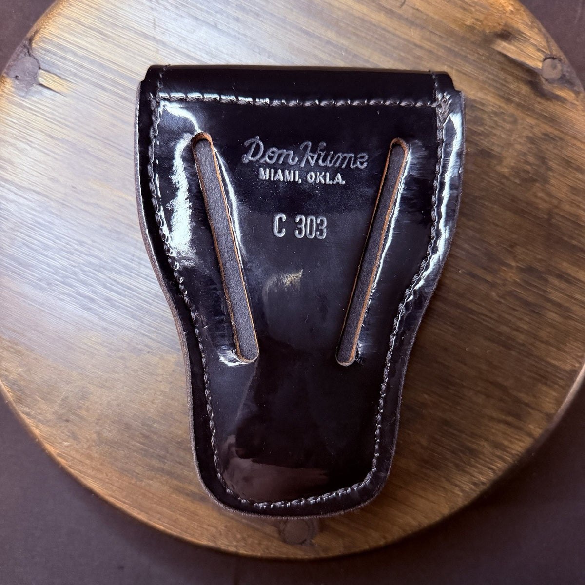 Gould & Goodrich Handuff Case Black High Gloss Leather Nickle Snap C303