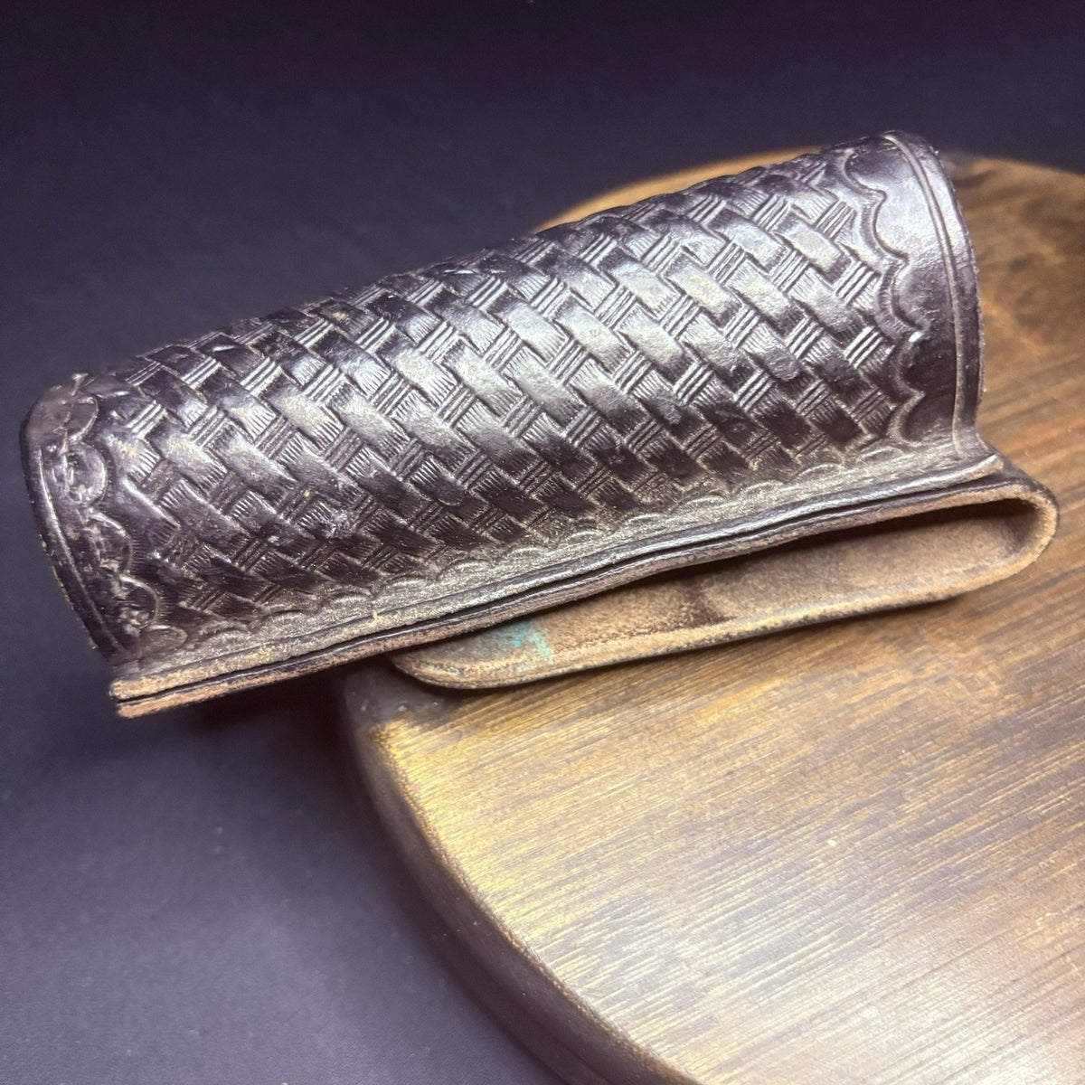 Tex Shoemaker Flashlight Pouch 92 Black Basketweave Leather 5.5" Long