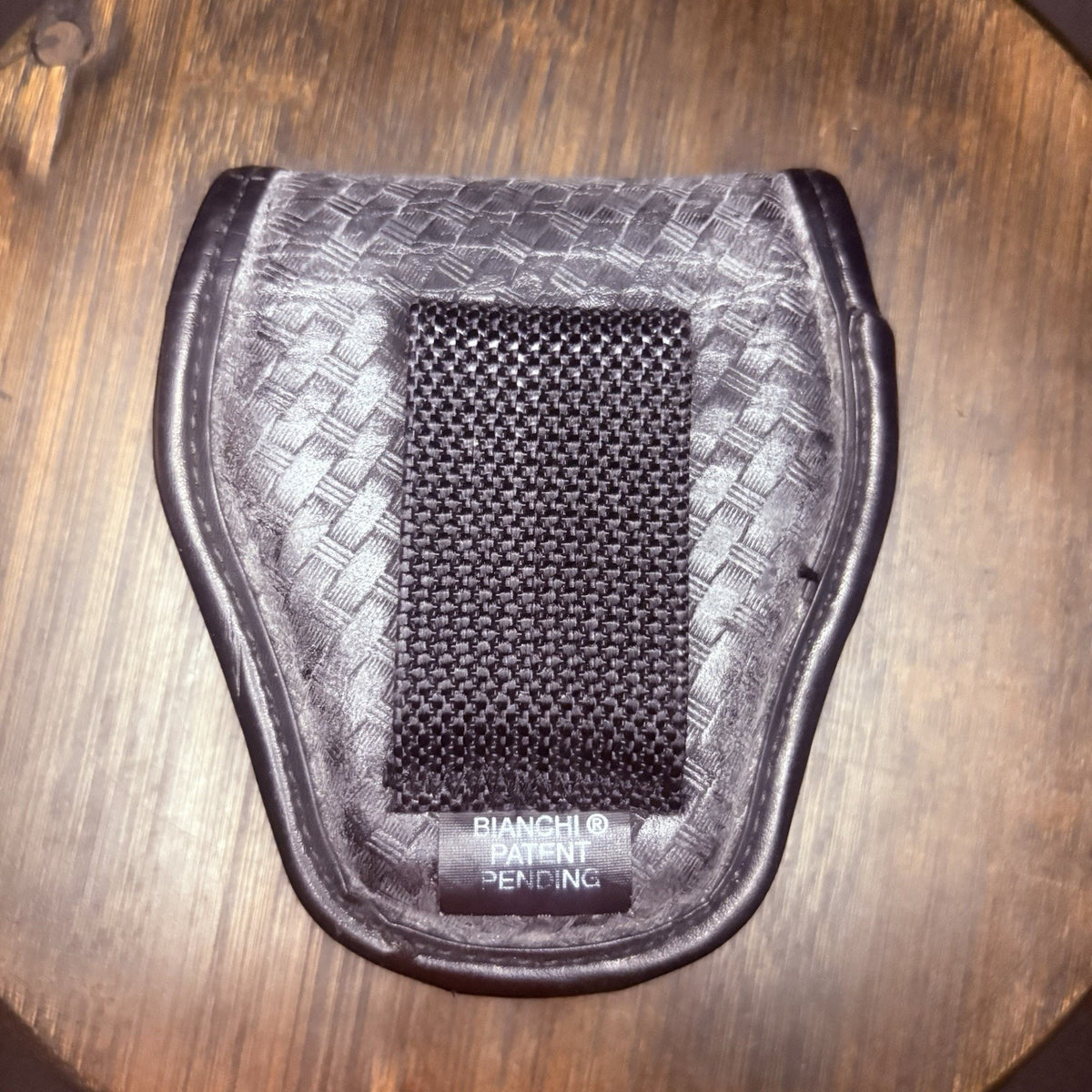 Bianchi Handcuff Case Chrome Snap 7900 Basket Weave AccuMold Size 1