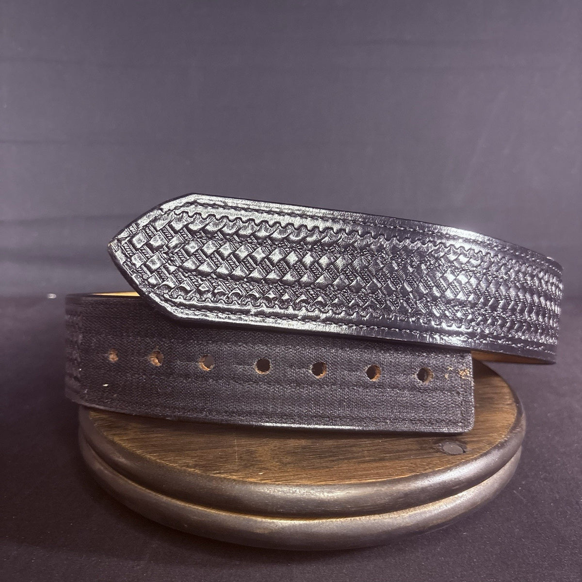 Don Hume Duty Belt Size 26" Basketweave Leather 2.25" Wide Belt Hook & Loop