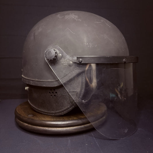 Police SWAT Riot Helmet Black (Universal Size) USA MADE w/ Removable Face Shield0