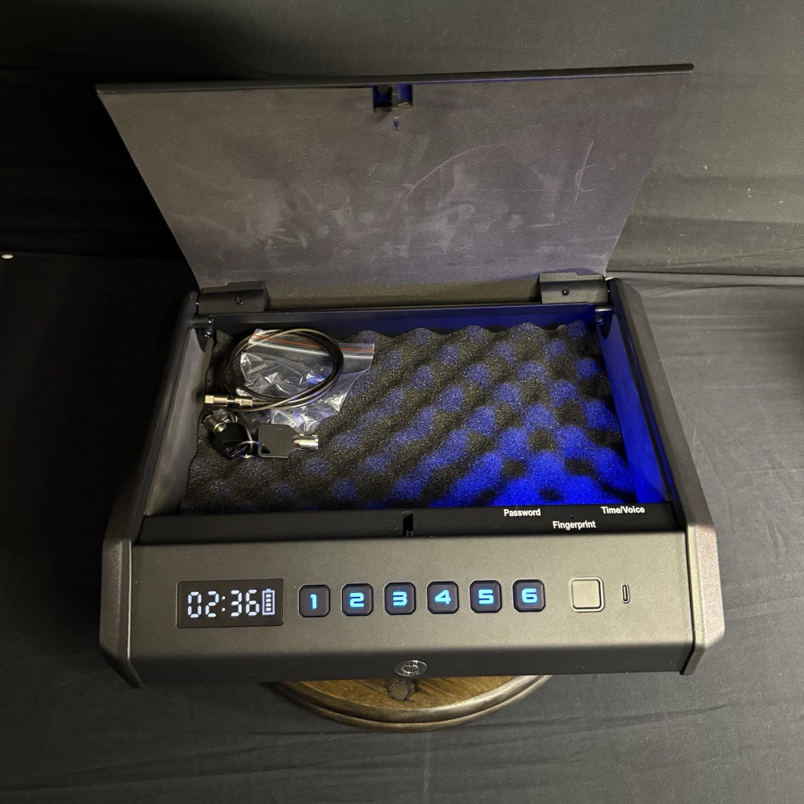 Gun Safe for Handgun Biometric Gun Safe 3 Ways Quick Access with Fingerprint/Key2