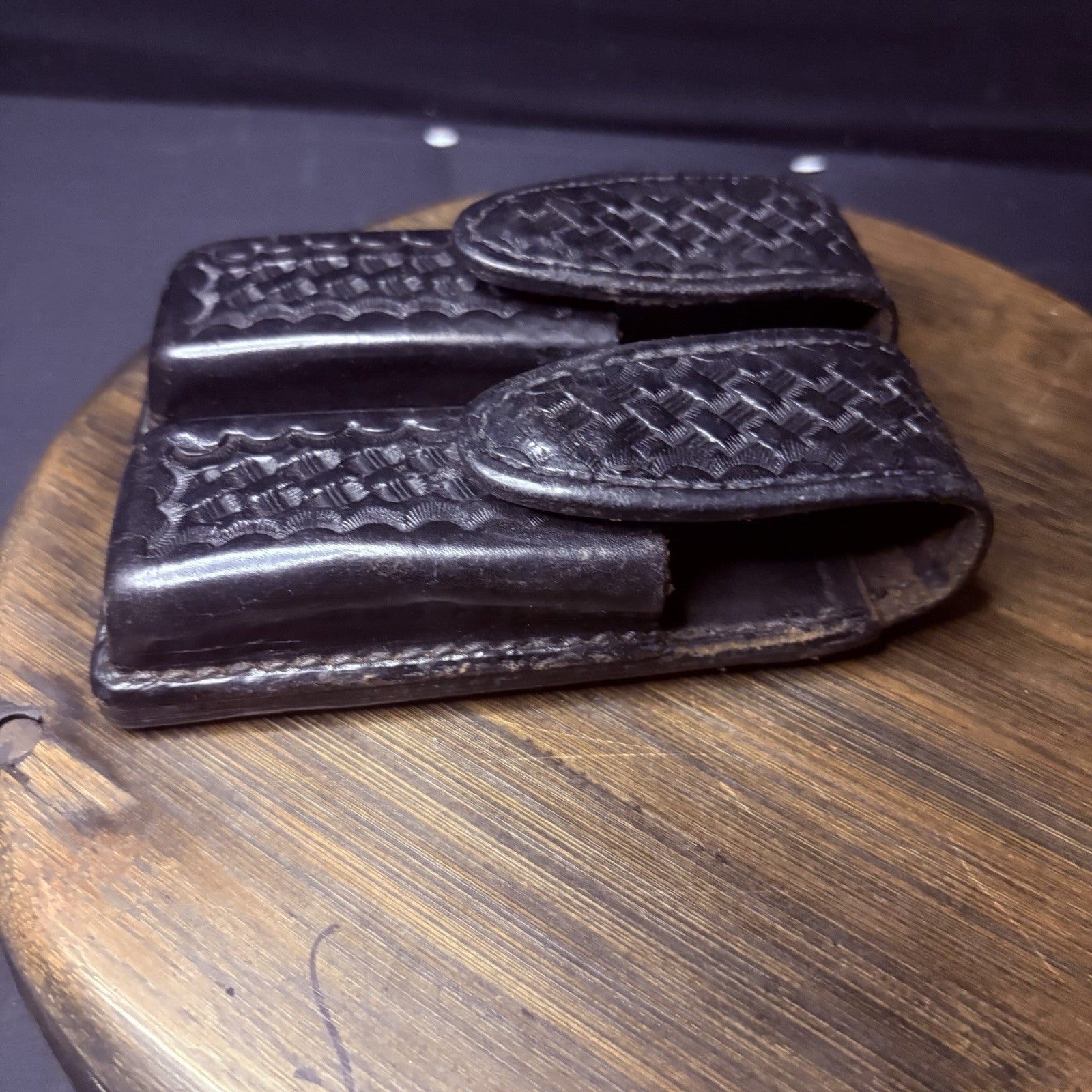 Vintage Tex Shoemaker Double Magazine Carrier  Black Leather 2203