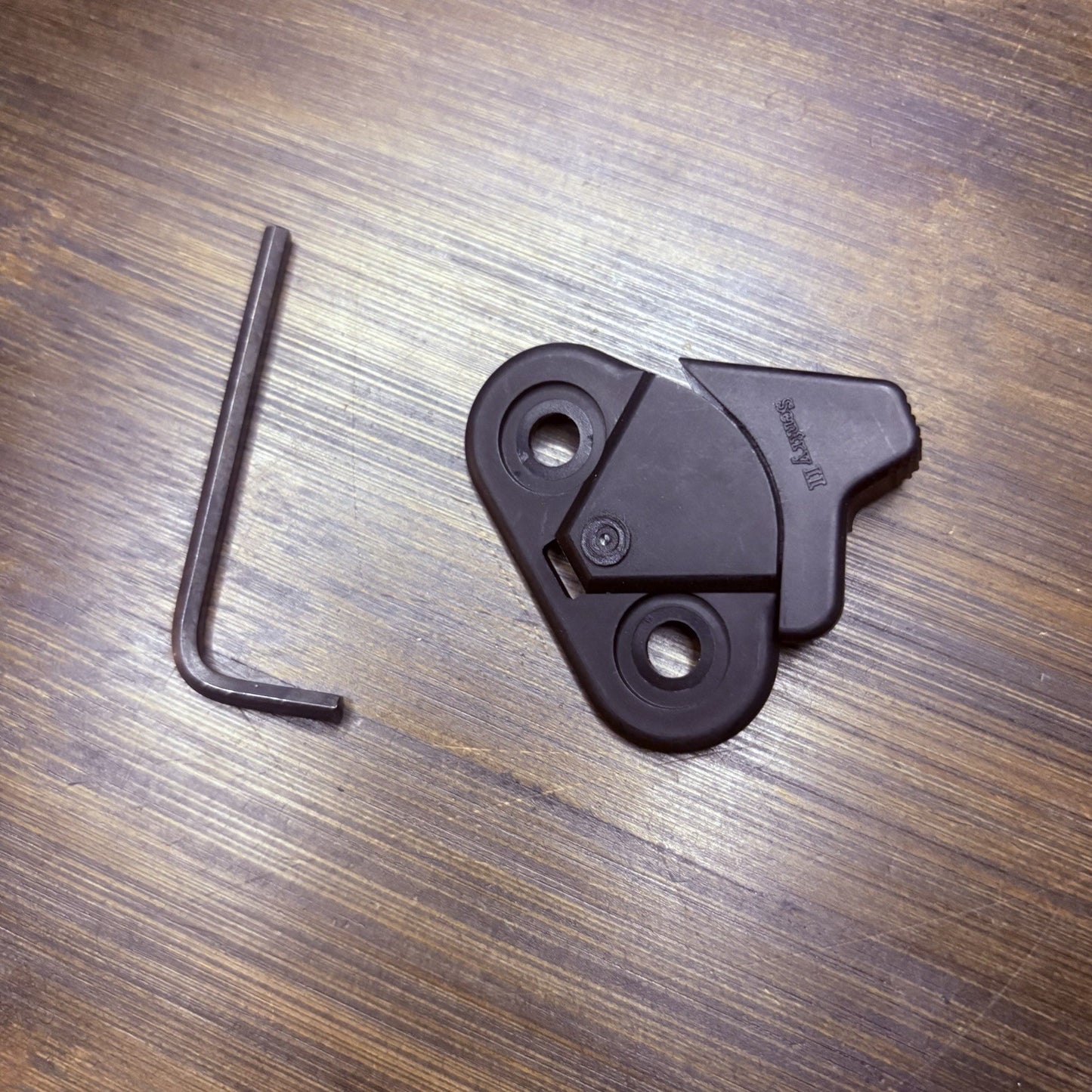 Safariland SLS Safety Lock Model 6001-2 Left Hand Sentry-Self Locking System2
