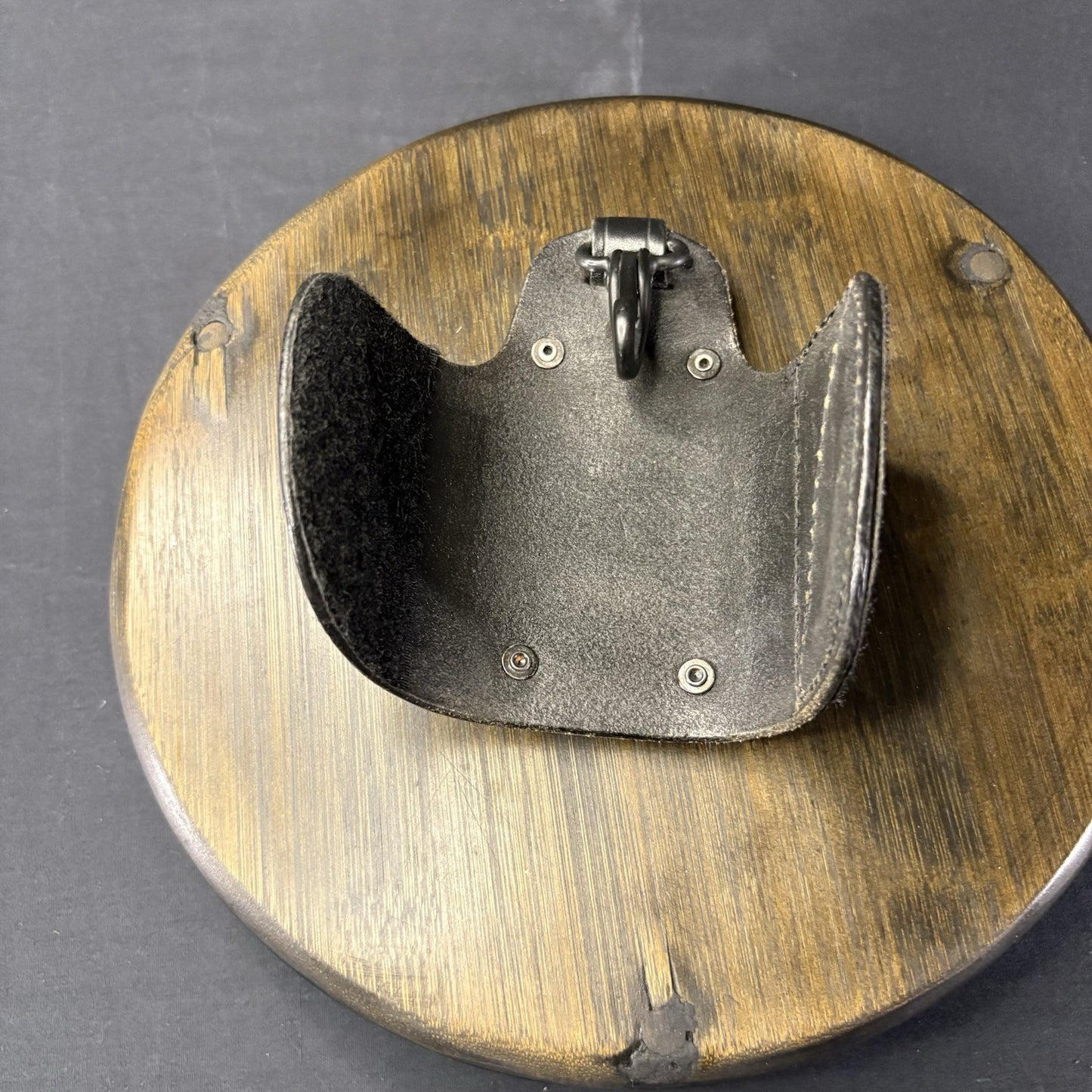 JS Leather Key Holder Basket Weave Quite Key Keeper With Clip1