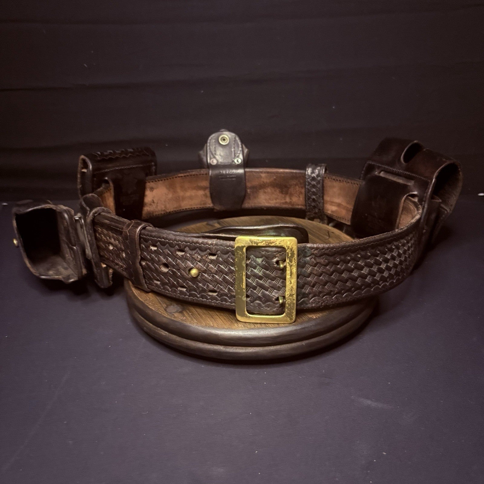 Full Leather Bianchi Duty Belt 38" w/Handcuff Case, Magazine Carrier, Baton Ring0