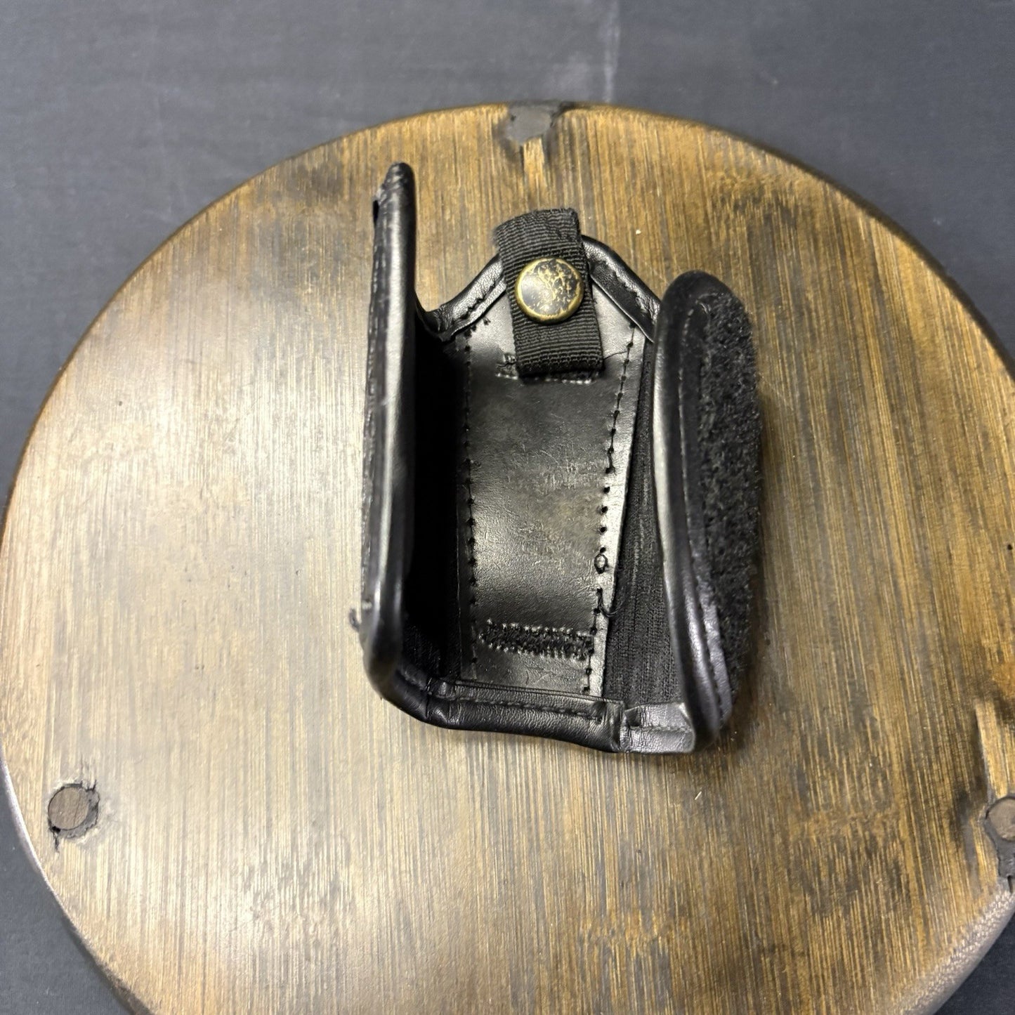 Bianchi Silent Key Holder 7916 Part No. 22119 AccuMold Elite Basketweave Black2