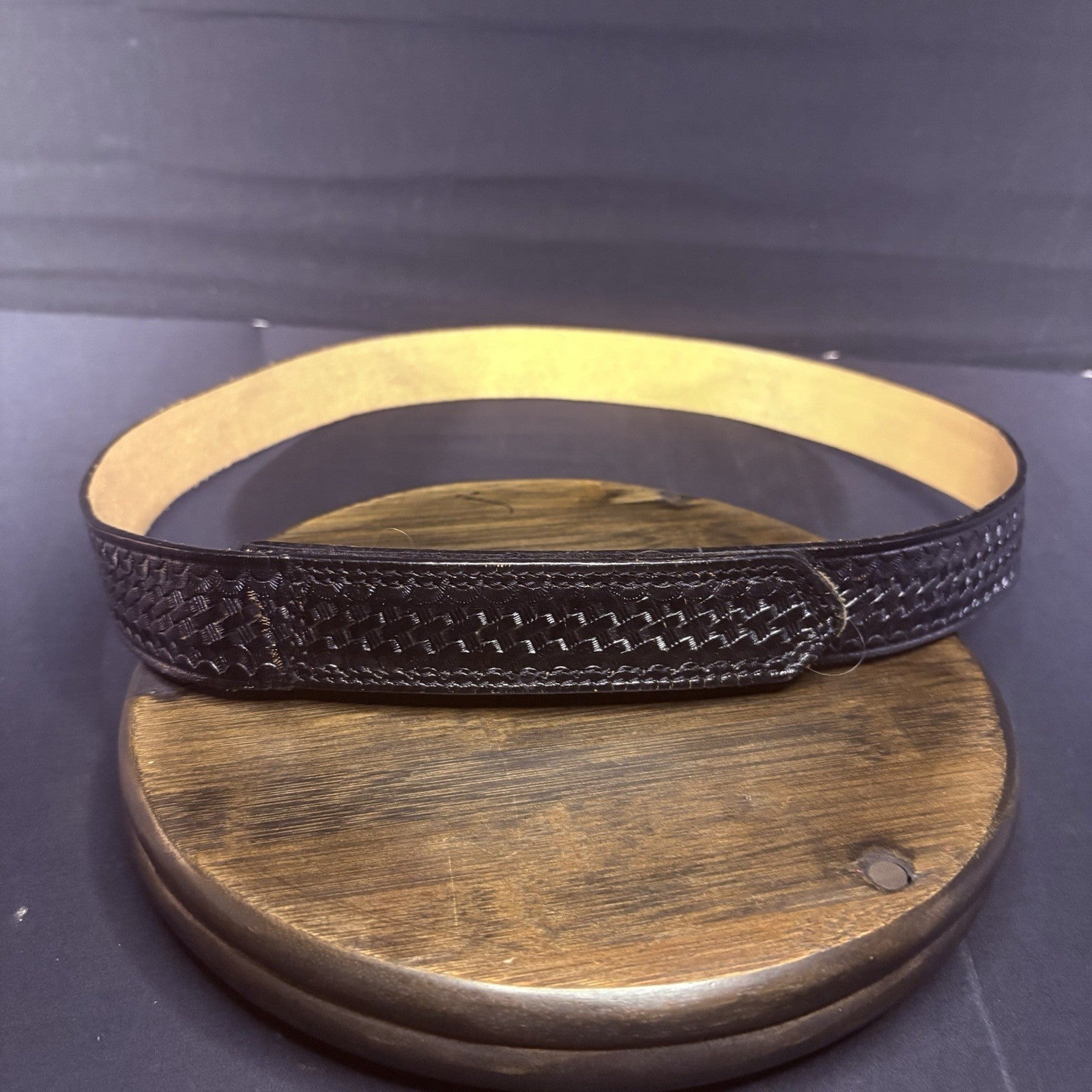 DutyMan Leather Duty Belt Size: 42" Buckle-less Black Basket Weave (1321) Belt0